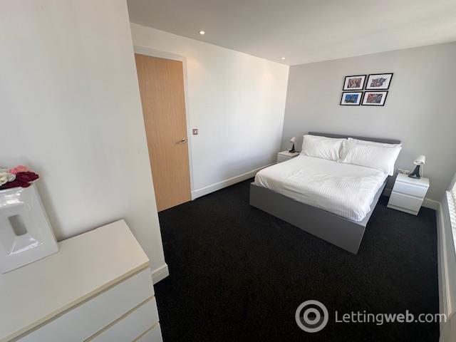 Property to rent in 350 Argyle Street