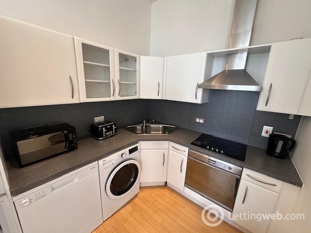 Property to rent in 350 Argyle Street