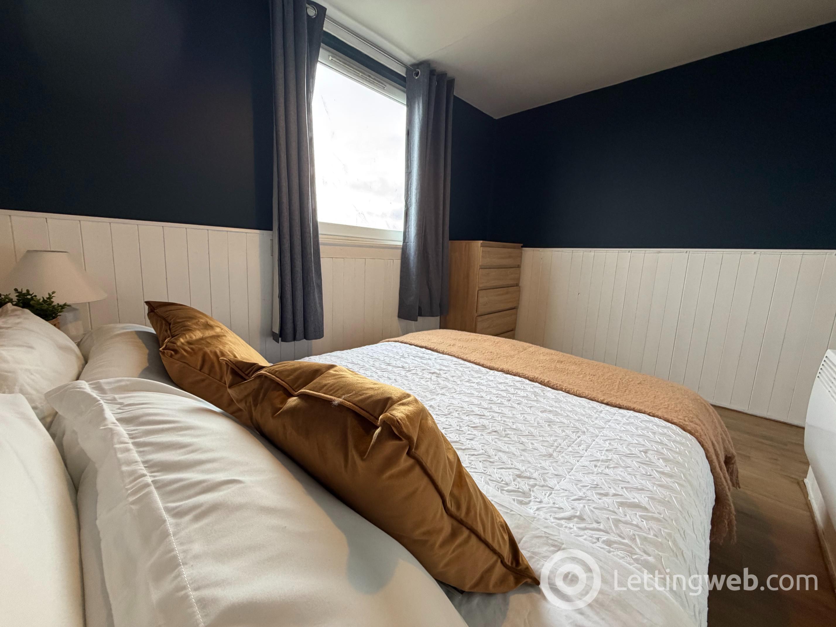 Property to rent in Victoria Road, Aberdeen, AB11 9NA