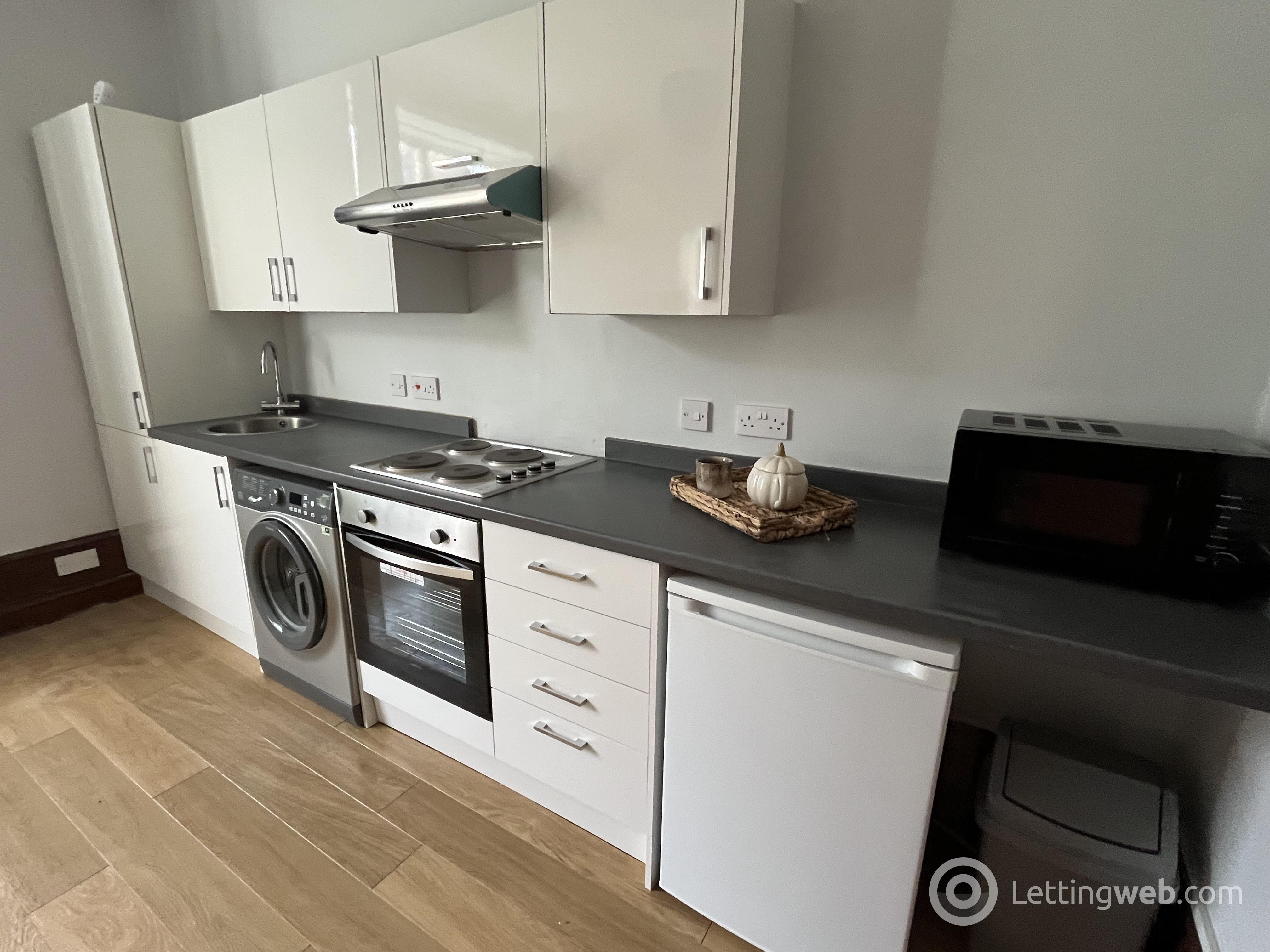 Property to rent in Union Grove, Aberdeen, AB10 6RX