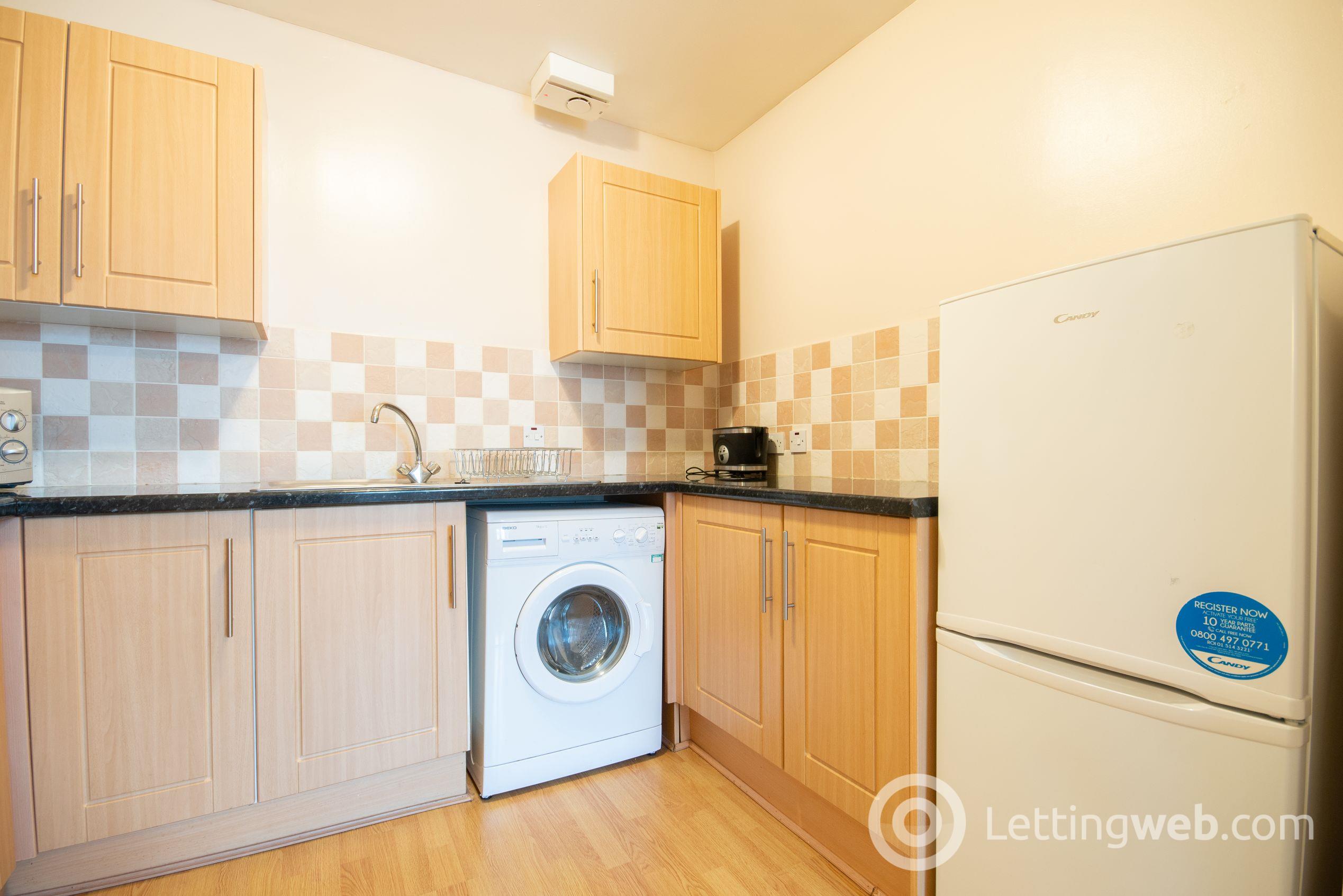 Property to rent in Market Street, Aberdeen, AB11 5QE