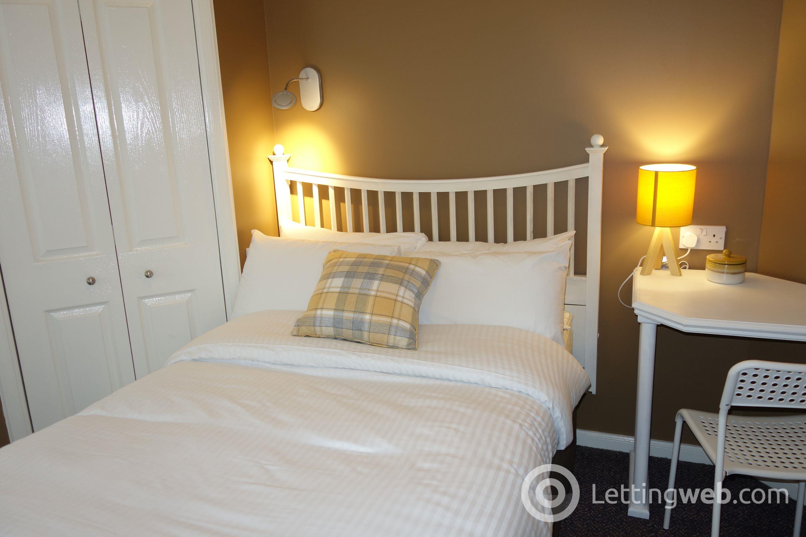 Property to rent in Shiprow, Aberdeen, AB11 5BZ