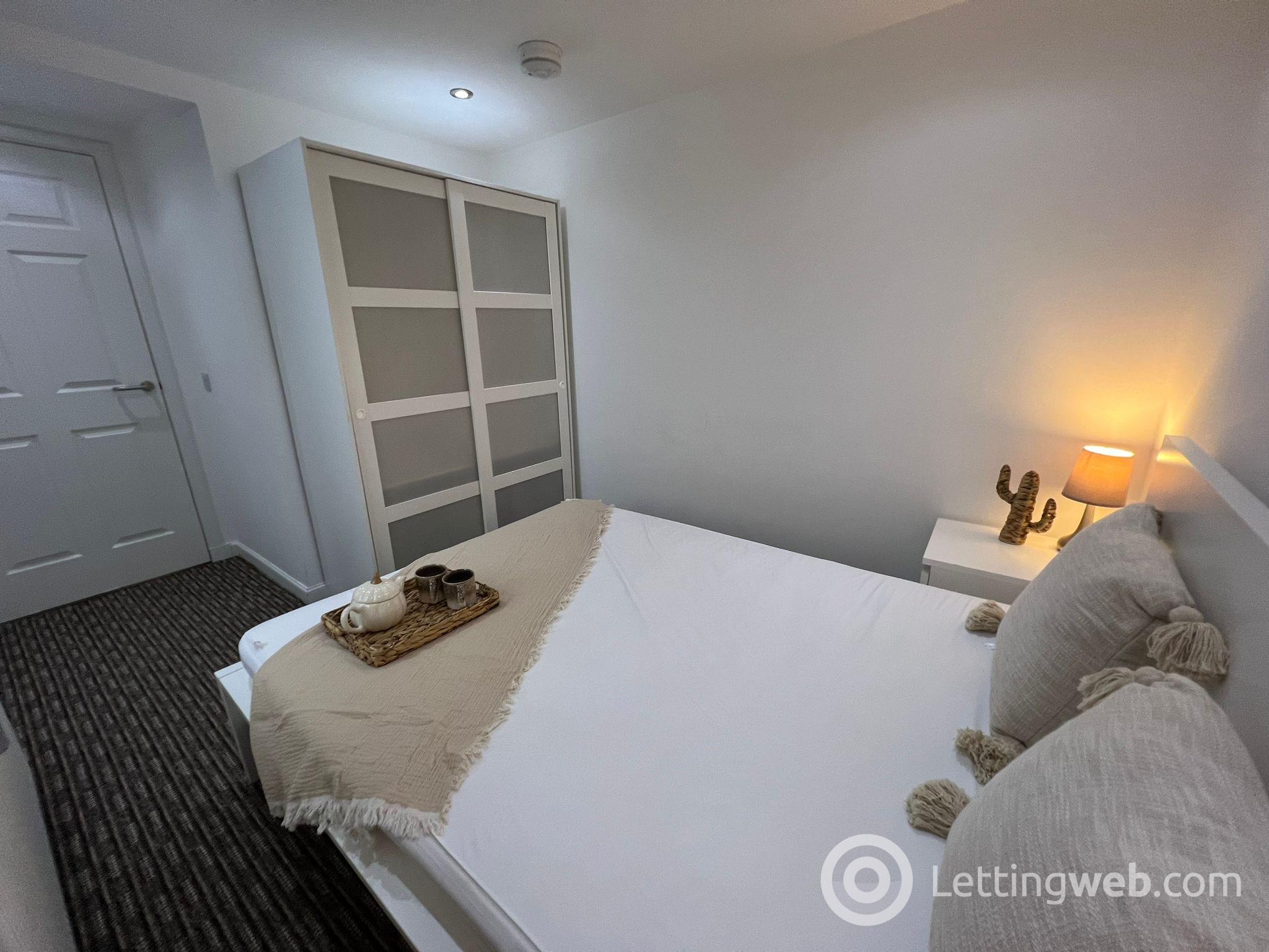 Property to rent in Trinity Street, Aberdeen, AB11 5LY