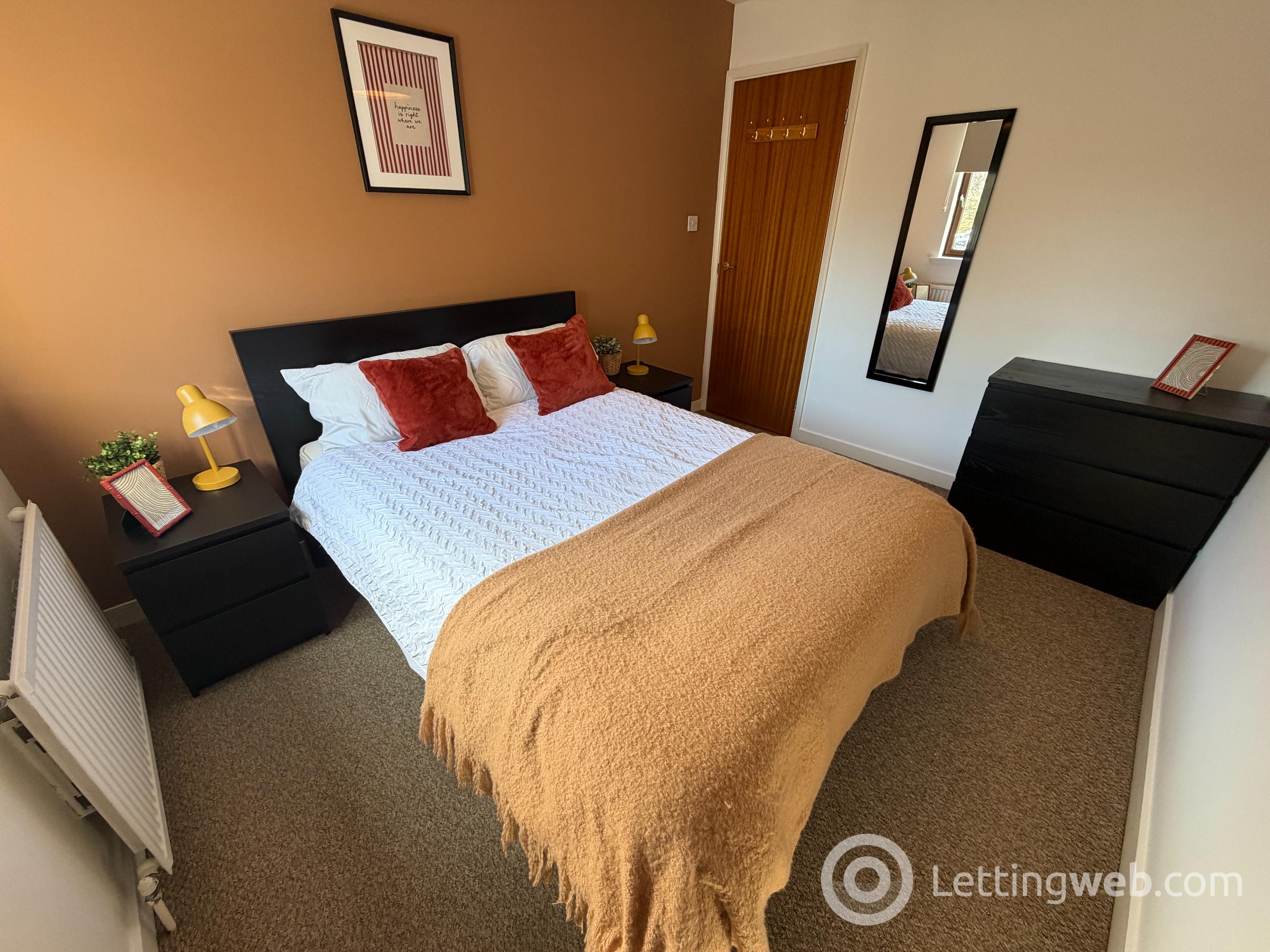 Property to rent in Society Court, Aberdeen, AB24 4DE