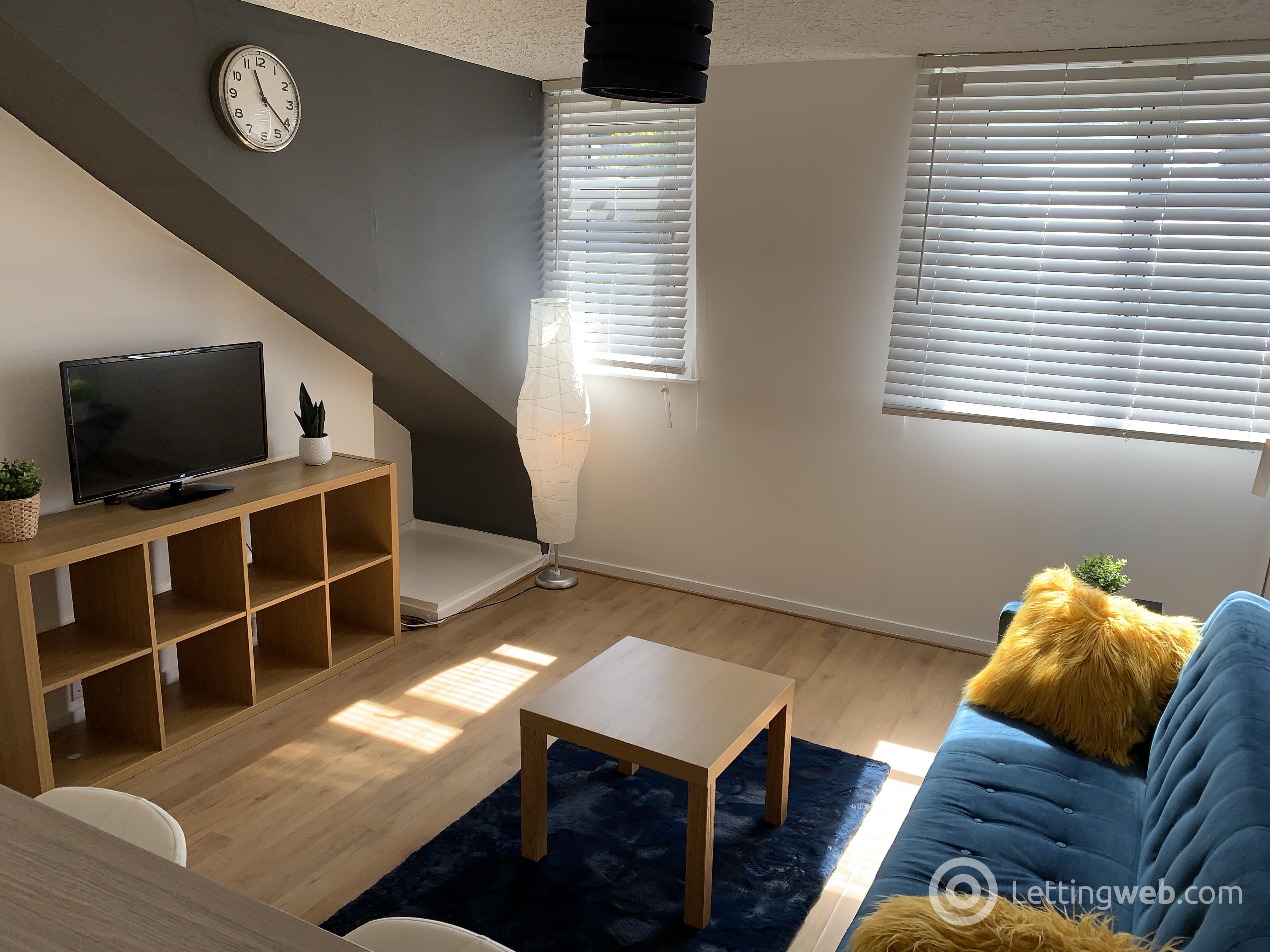 Property to rent in Victoria Road, Aberdeen, AB11 9NA