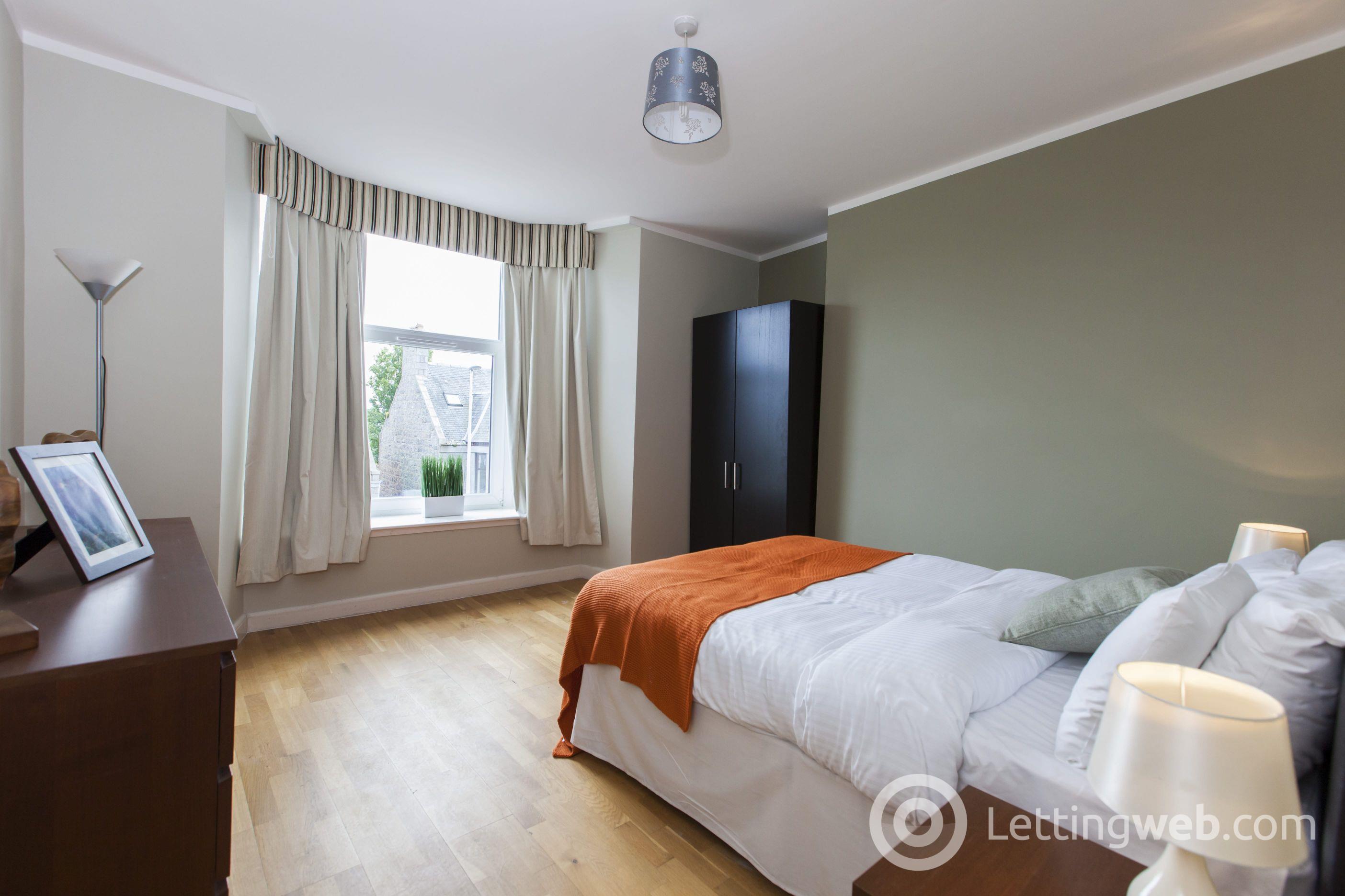 Property to rent in Beechgrove Terrace, Aberdeen, AB15 5HH
