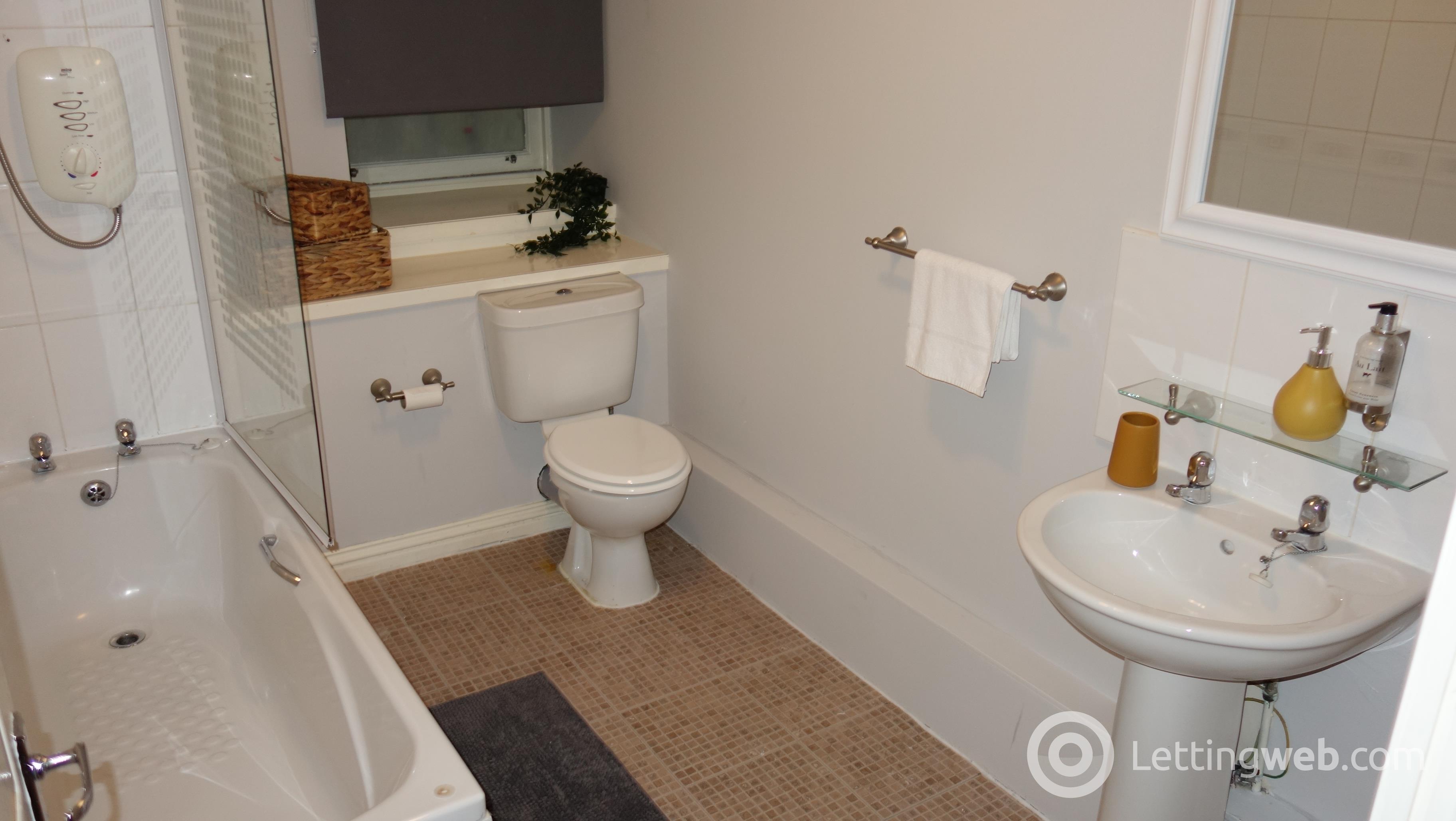 Property to rent in Market Street, Aberdeen, AB11 5QE