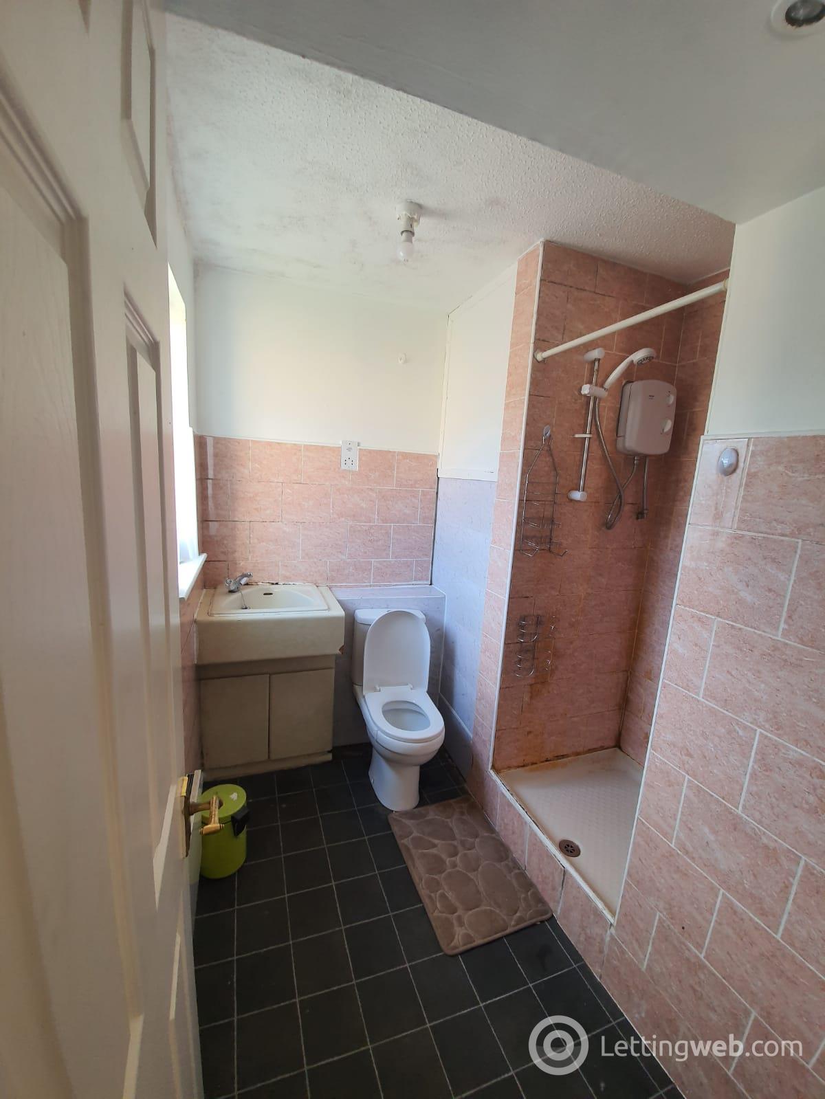 Property to rent in Flat 5, 7 Riverview Drive Glasgow