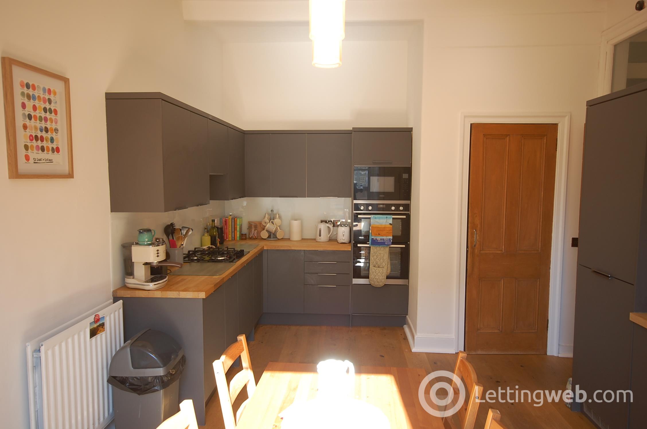 Property to rent in 85/3 Polwarth Gardens