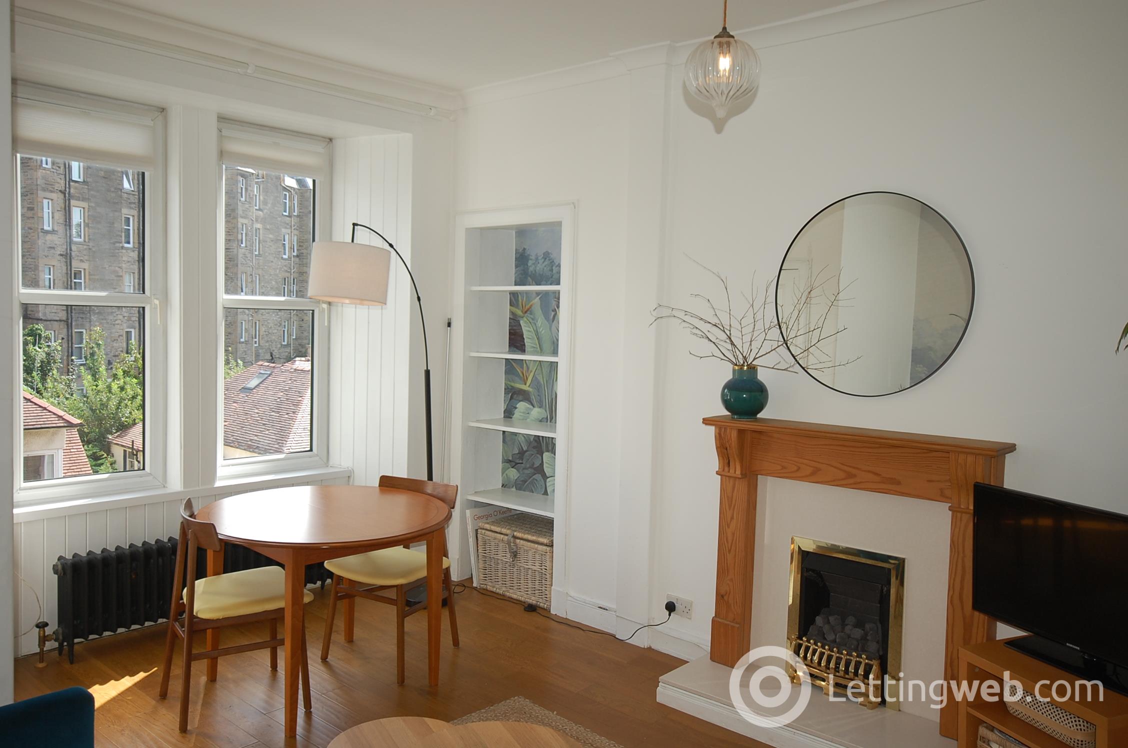 Property to rent in 141 3f2 Broughton Road