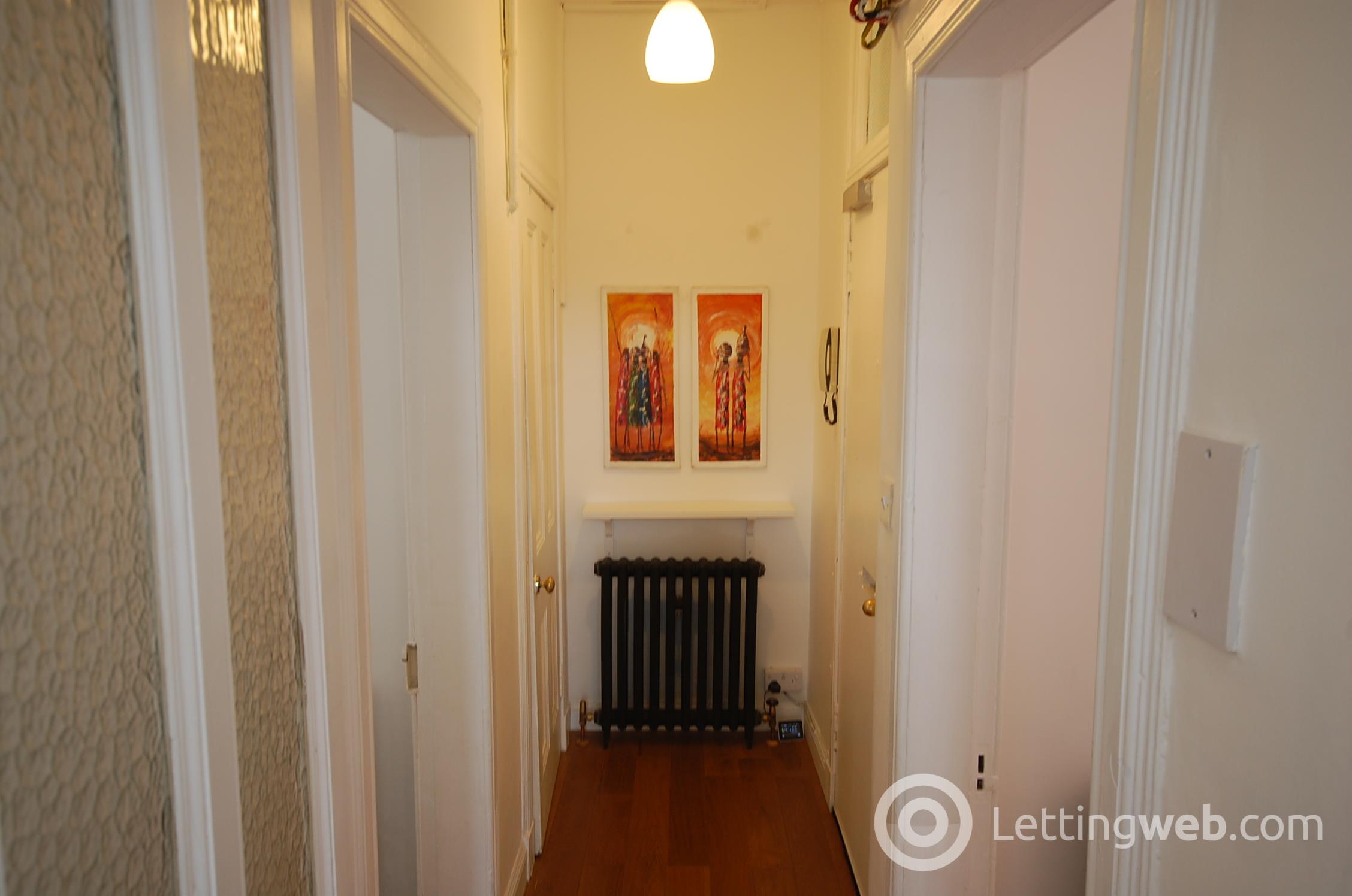 Property to rent in 141 3f2 Broughton Road