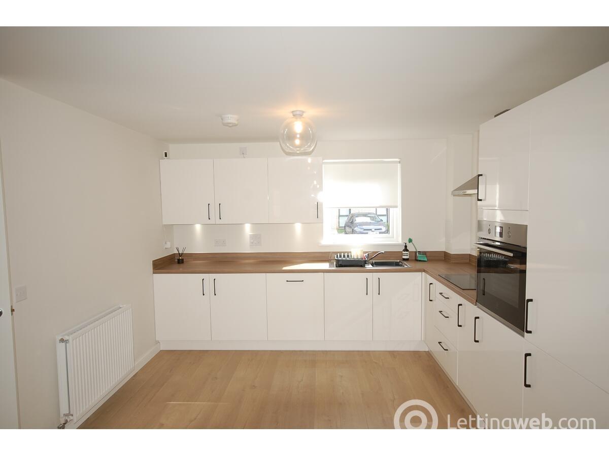Property to rent in 6 Adamslaw Place