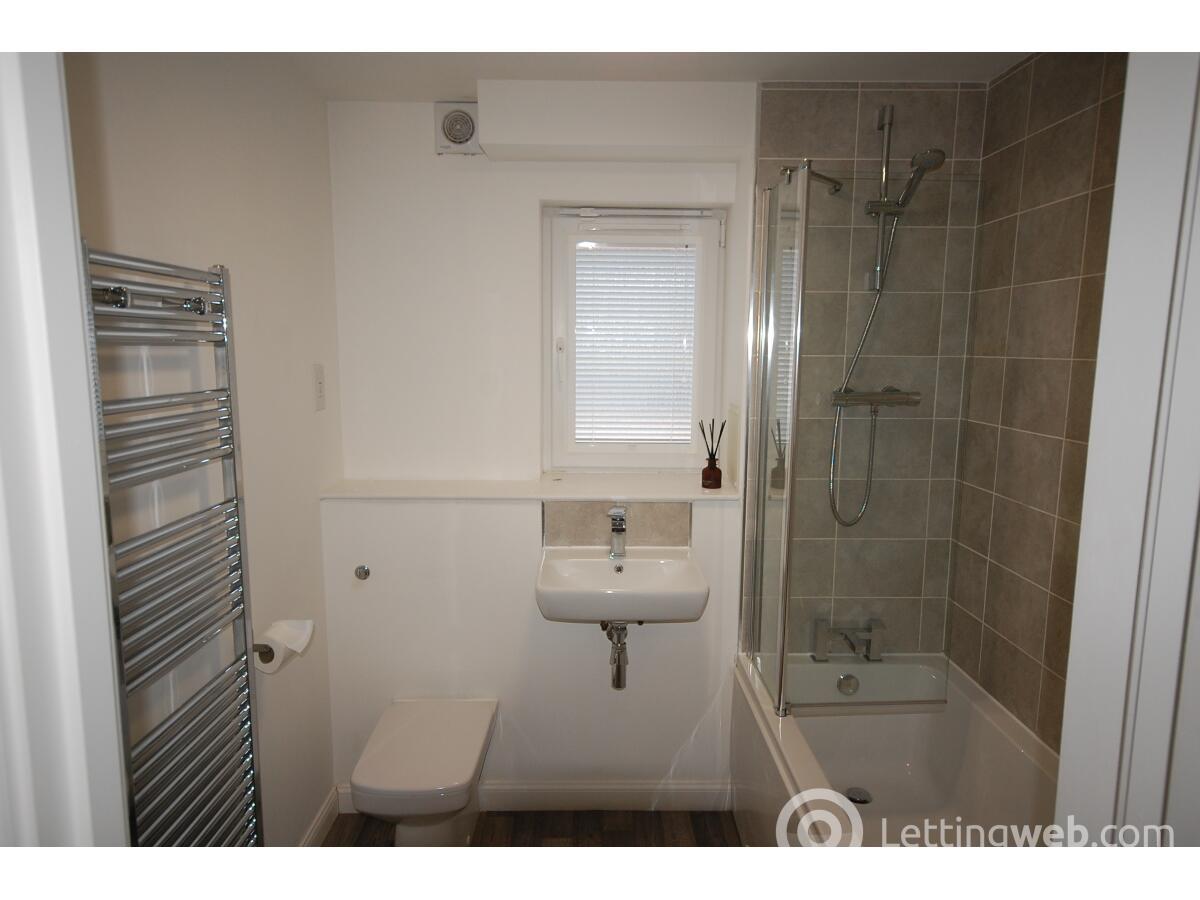 Property to rent in 6 Adamslaw Place