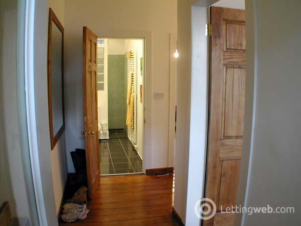 Property to rent in Iona Street