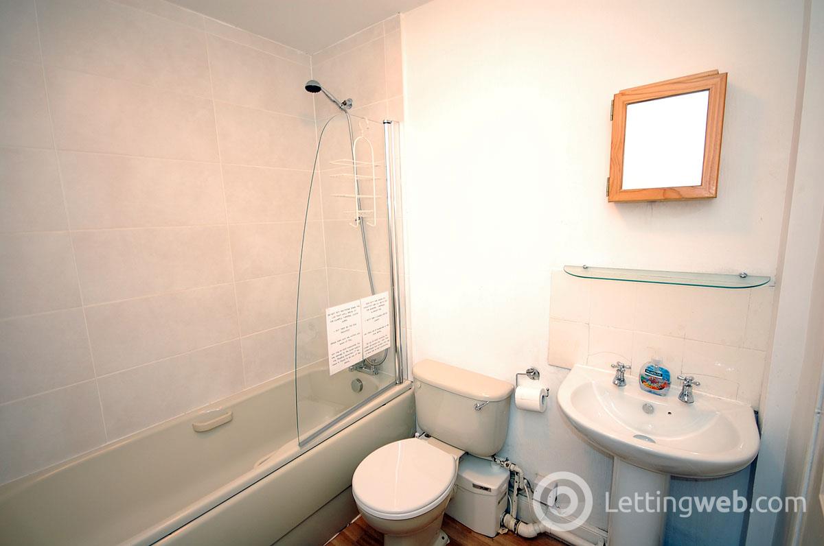 Property to rent in Hanover Street