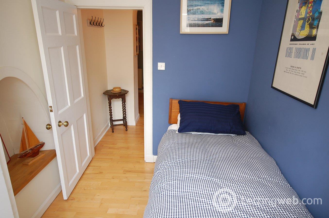 Property to rent in 1/1f2 St Stephen Place