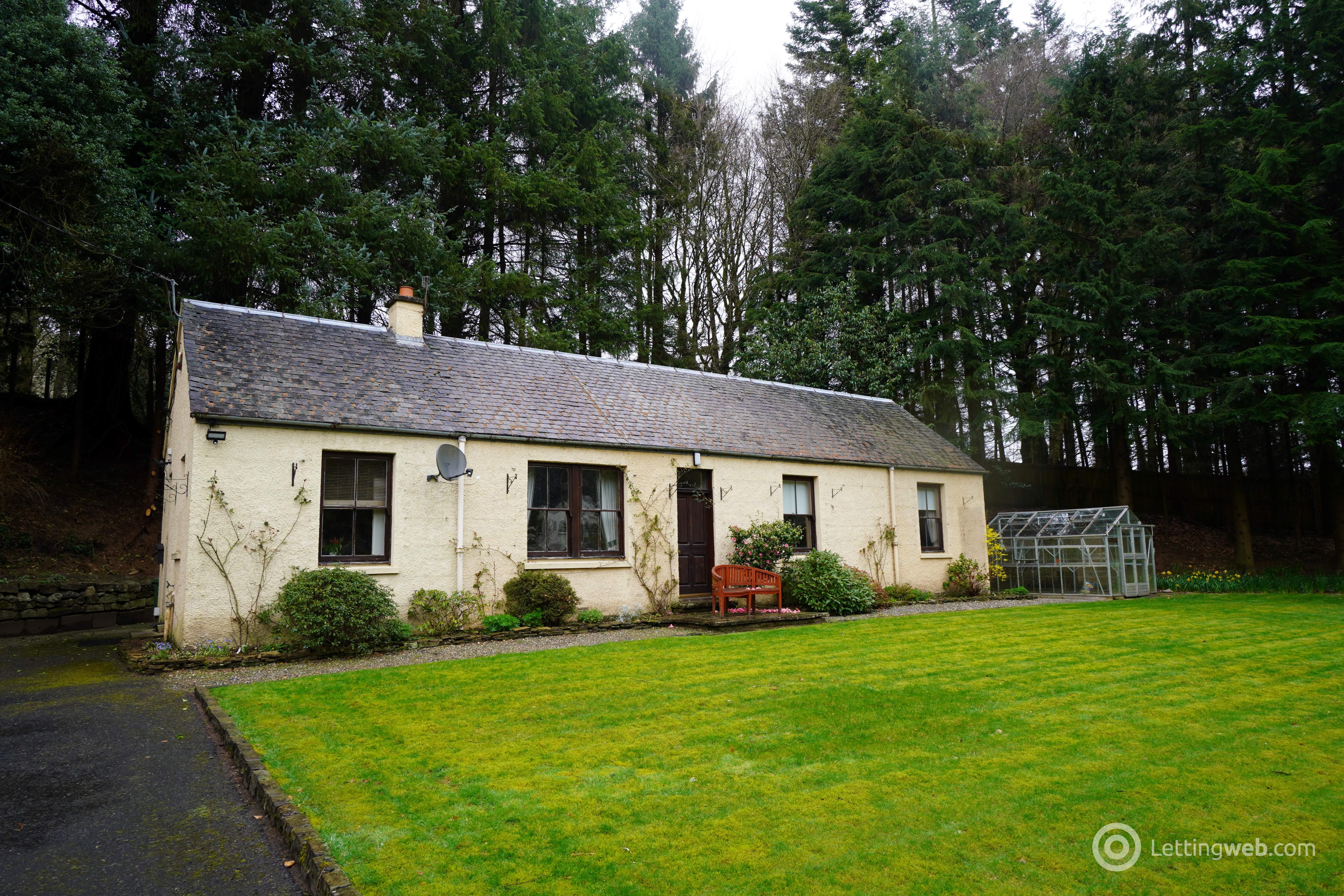 Property to rent in Station House, Strathblane