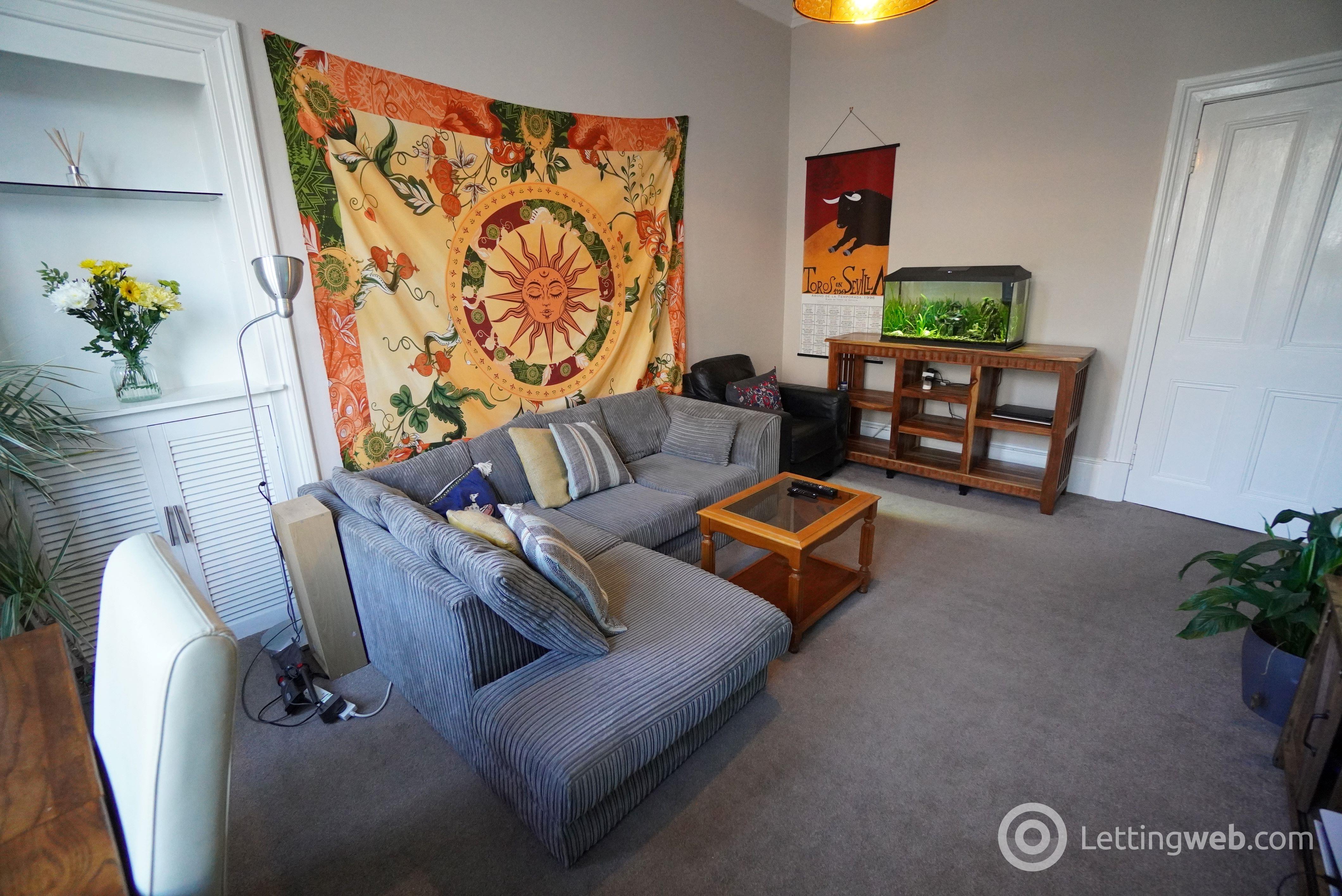 Property to rent in 17 Crossflat Crescent, Paisley, PA1 1PN