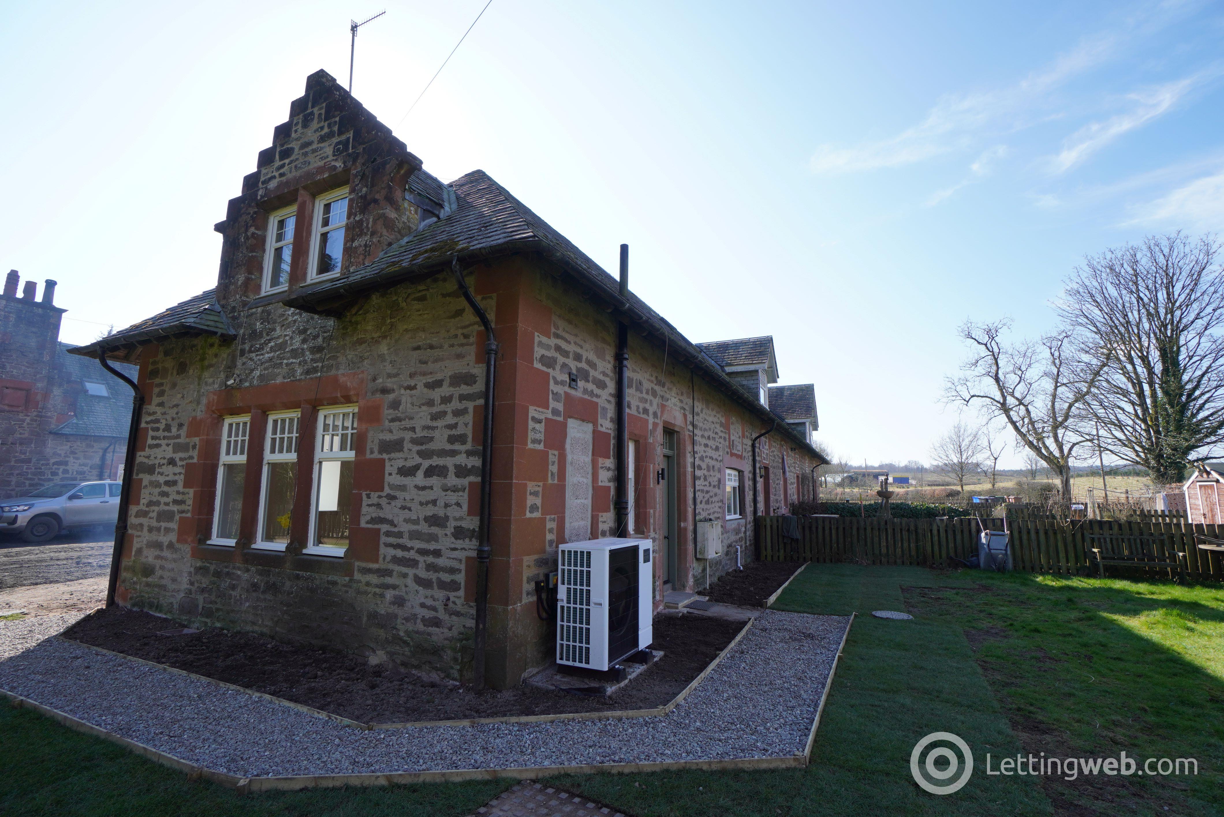 Property to rent in The Midden, Wester Auchentroig, Buchlyvie, Stirling, FK8 3PB