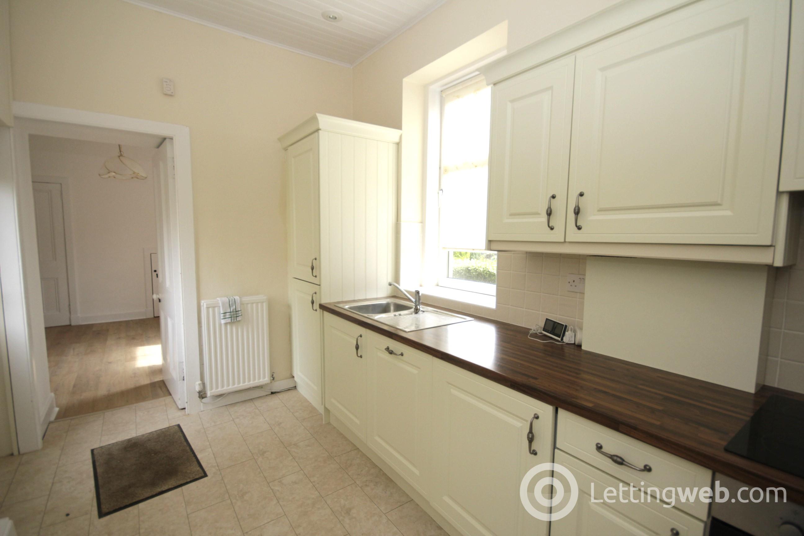Property to rent in William Street, Helensburgh, G84 8BD