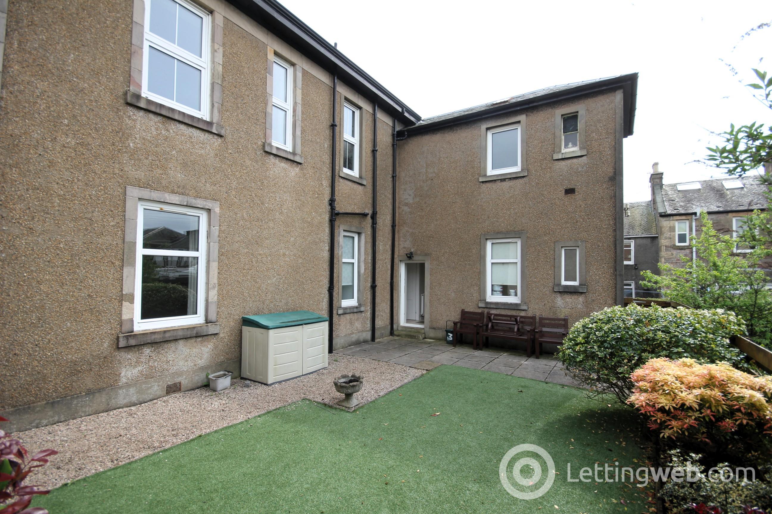 Property to rent in William Street, Helensburgh, G84 8BD