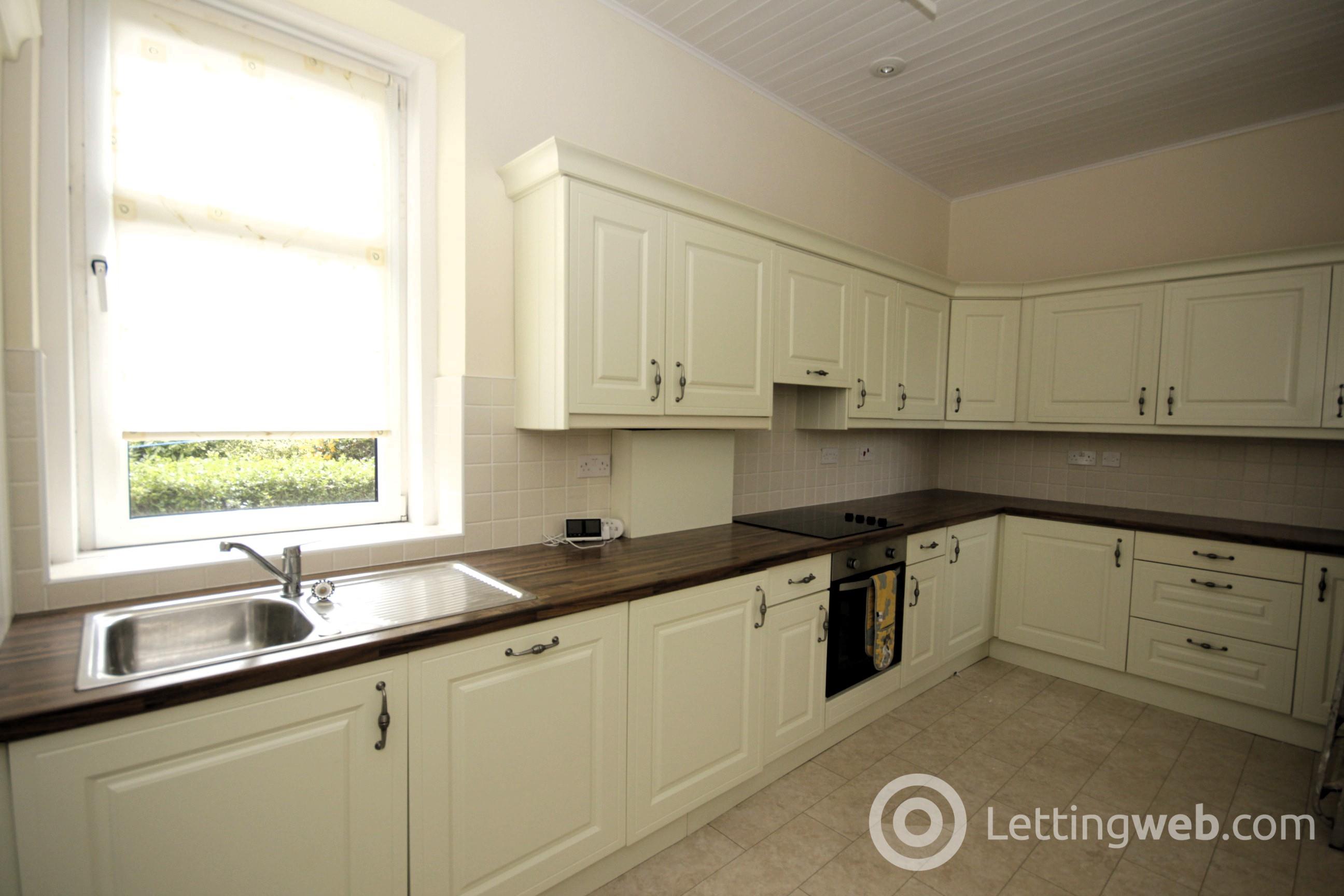 Property to rent in William Street, Helensburgh, G84 8BD
