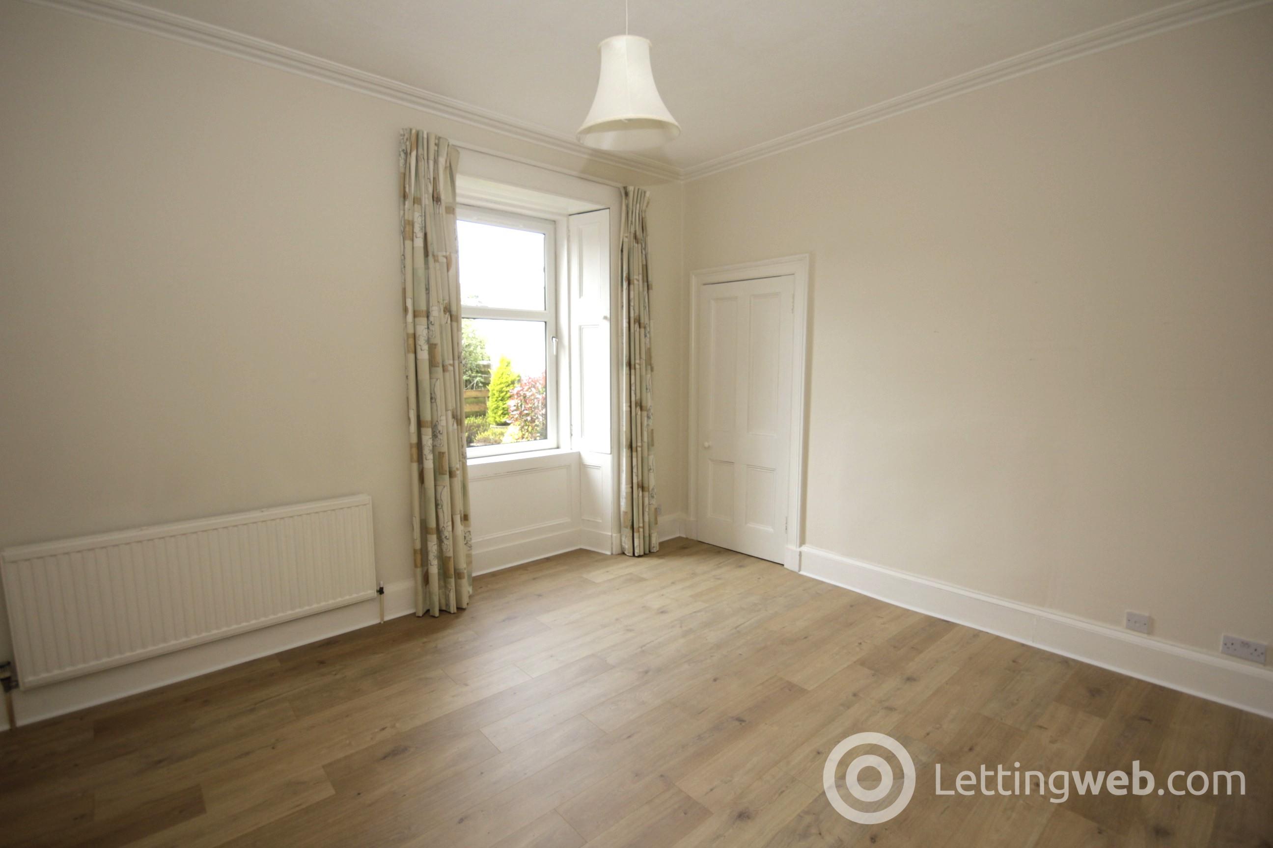 Property to rent in William Street, Helensburgh, G84 8BD
