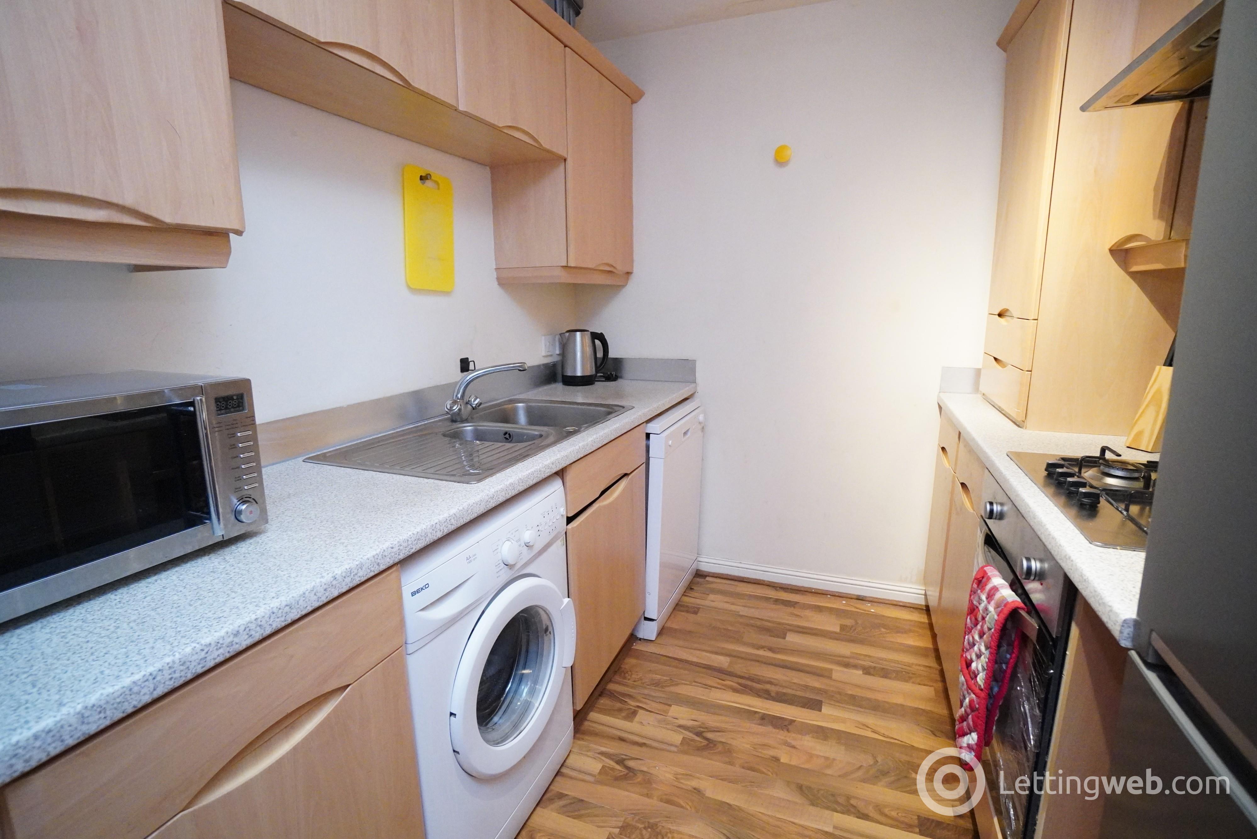 Property to rent in 3 Hanson Park, Glasgow, G31 2HB