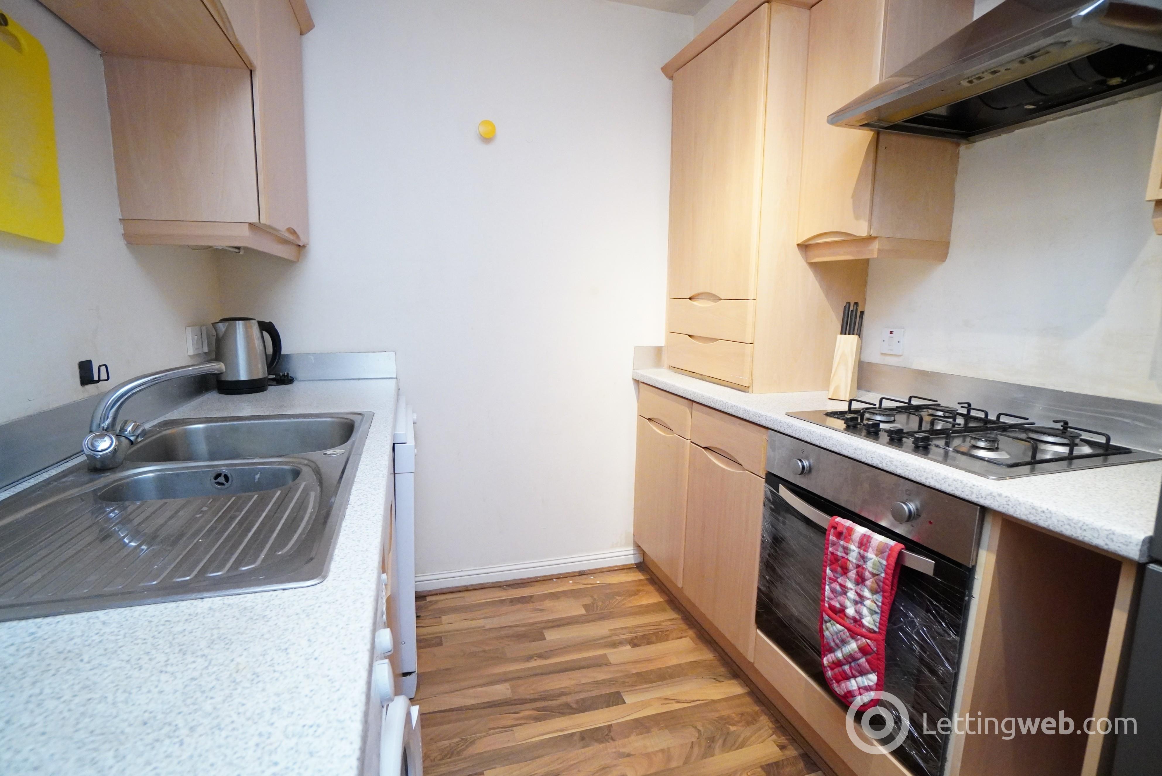 Property to rent in 3 Hanson Park, Glasgow, G31 2HB