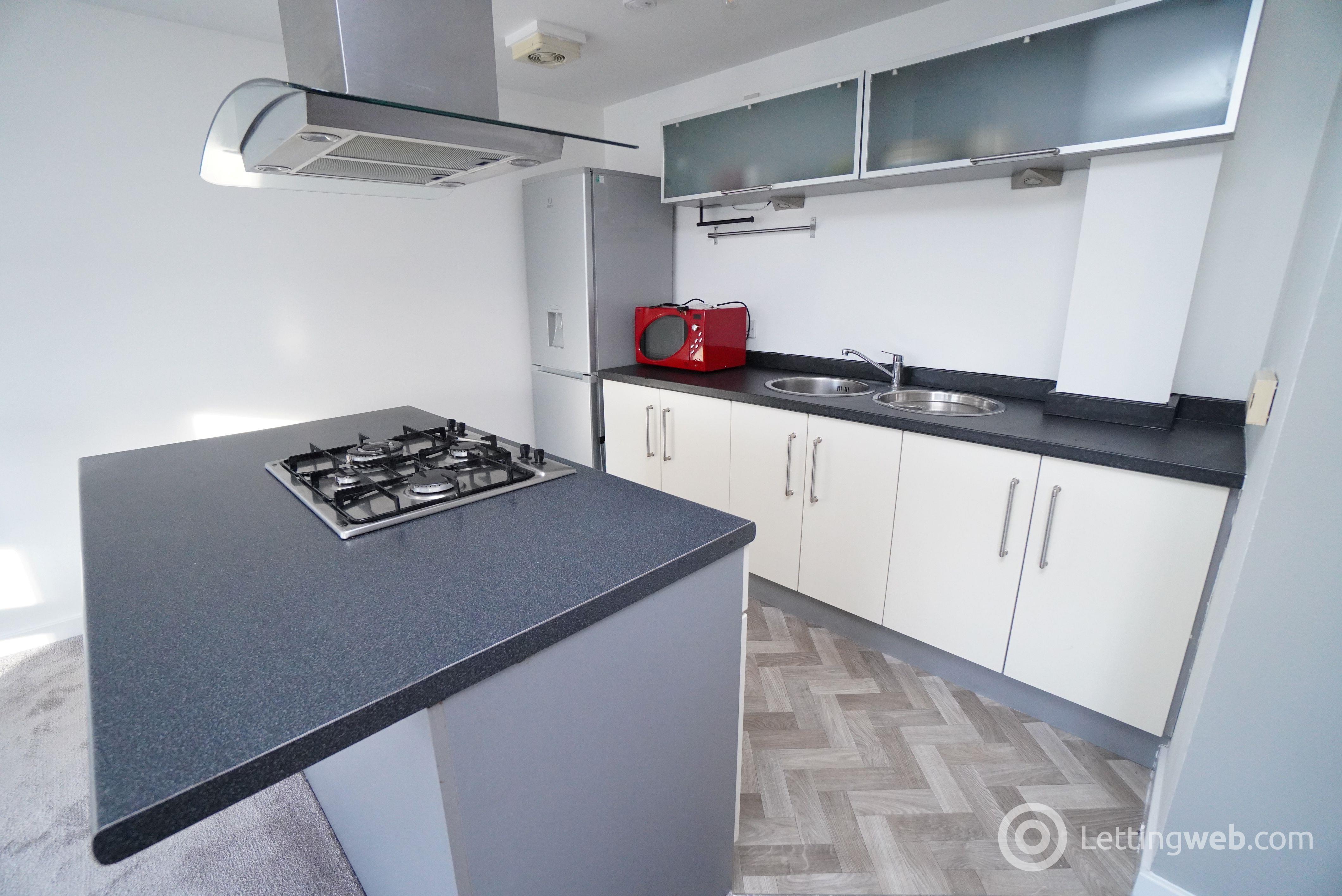 Property to rent in 0/1, 64 Strathblane Gardens, Glasgow, G13 1BX