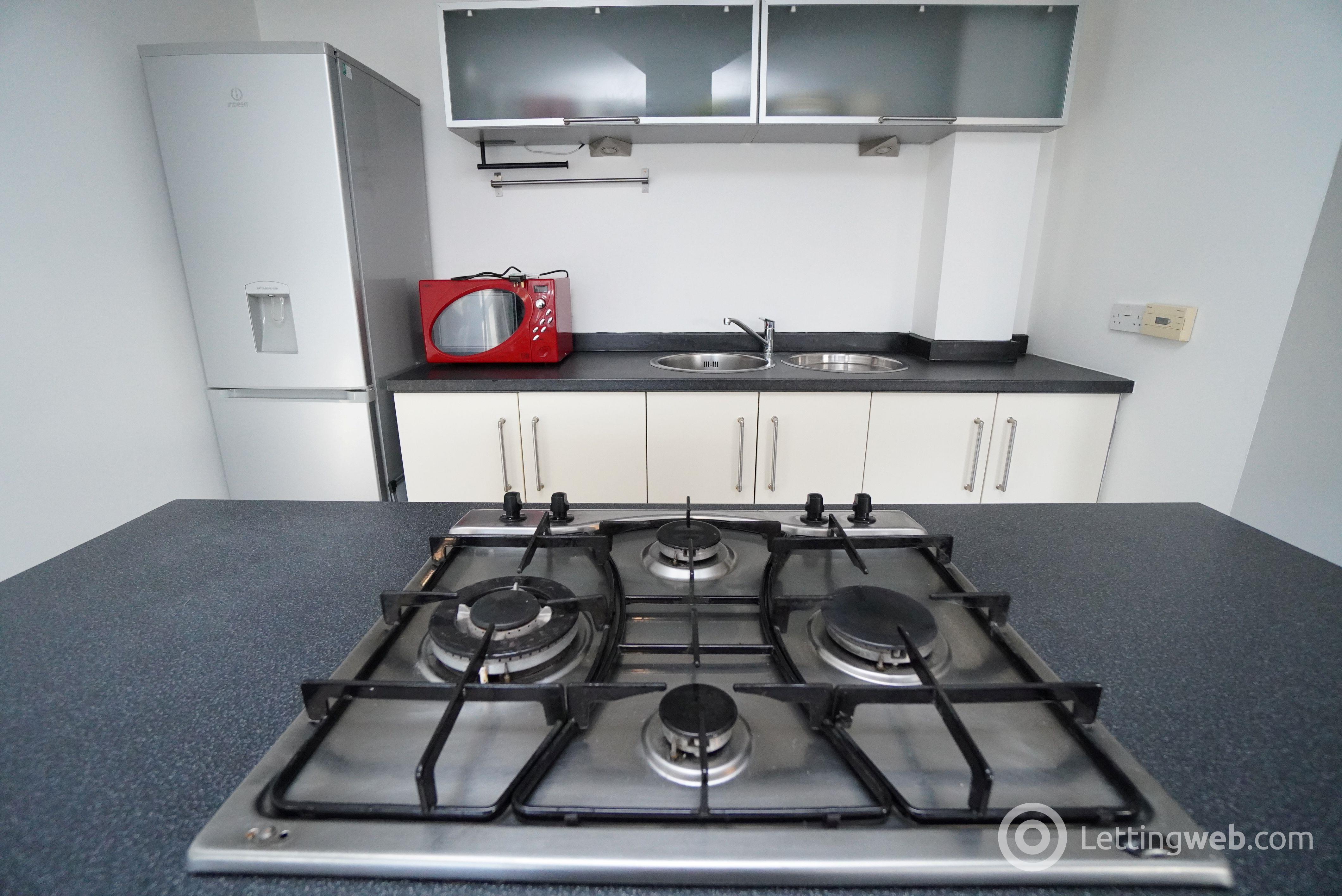 Property to rent in 0/1, 64 Strathblane Gardens, Glasgow, G13 1BX
