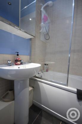 Property to rent in Millhouse Crescent, Kelvindale