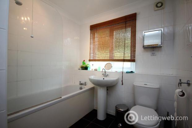 Property to rent in Strathblane Road, Milngavie