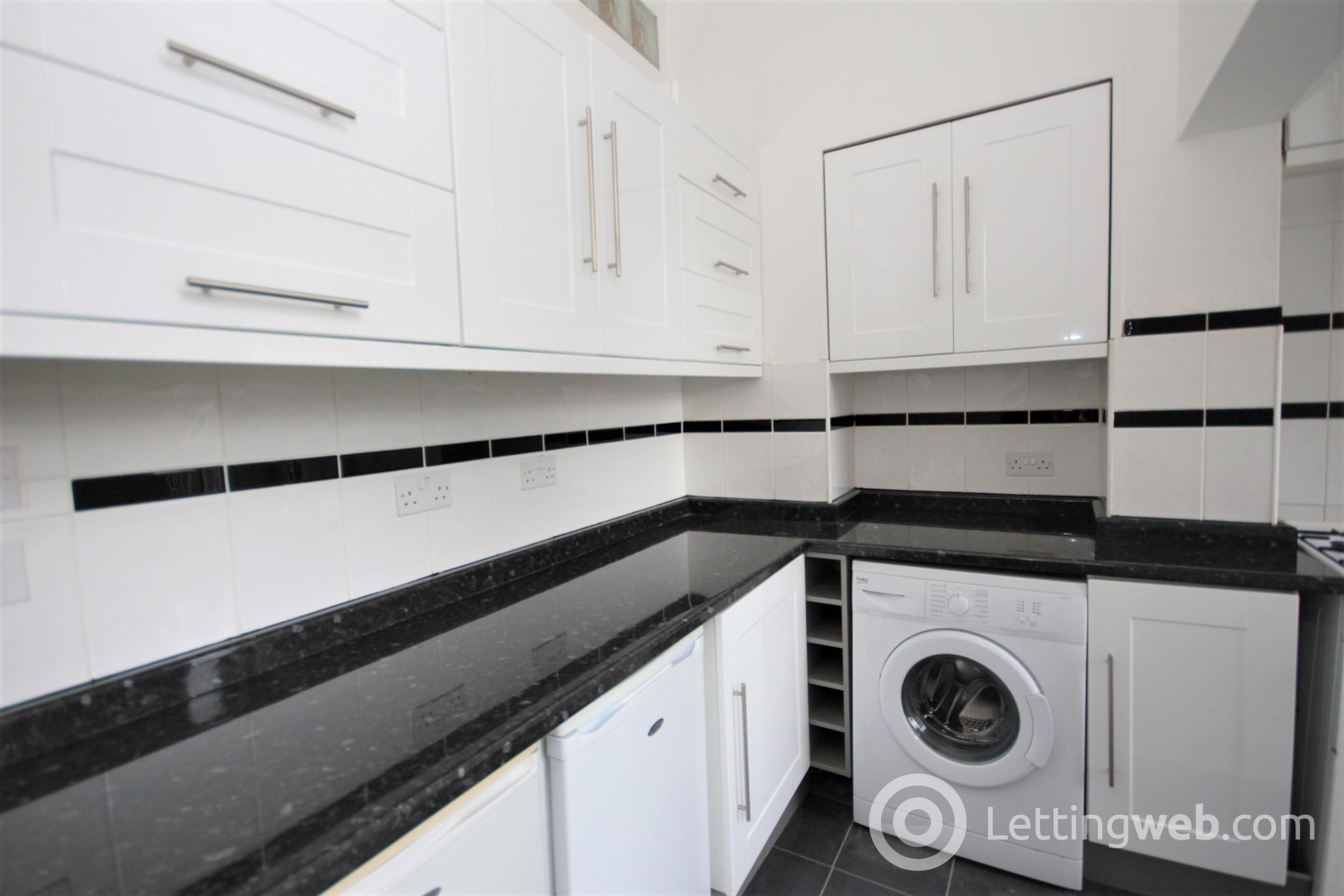 Property to rent in 16 Barbadoes Road