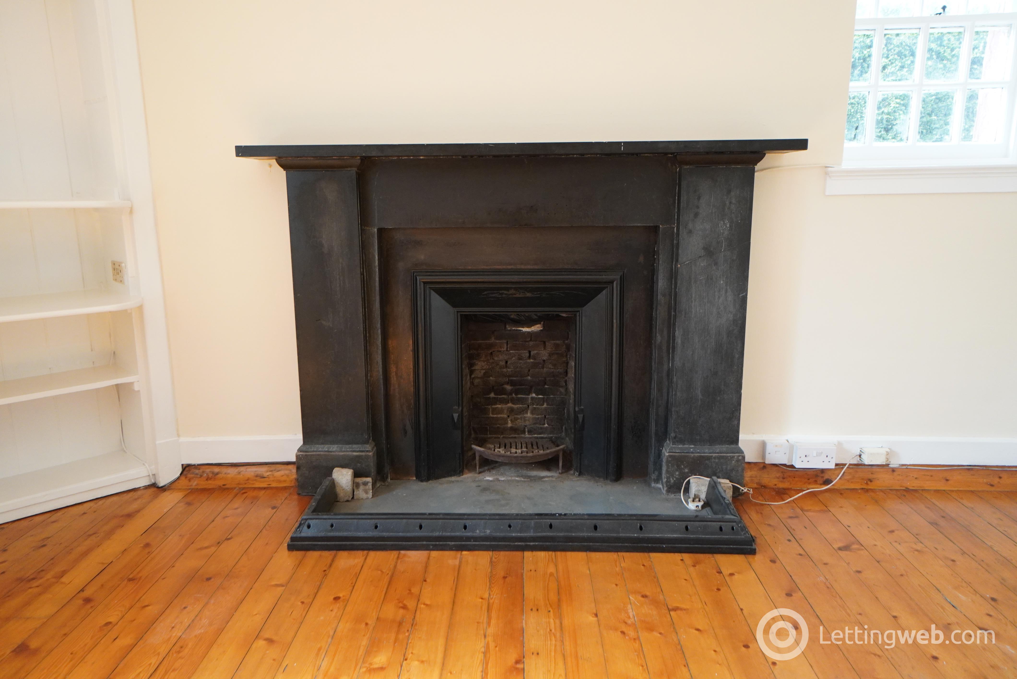 Property to rent in 4 Wester Auchentroig