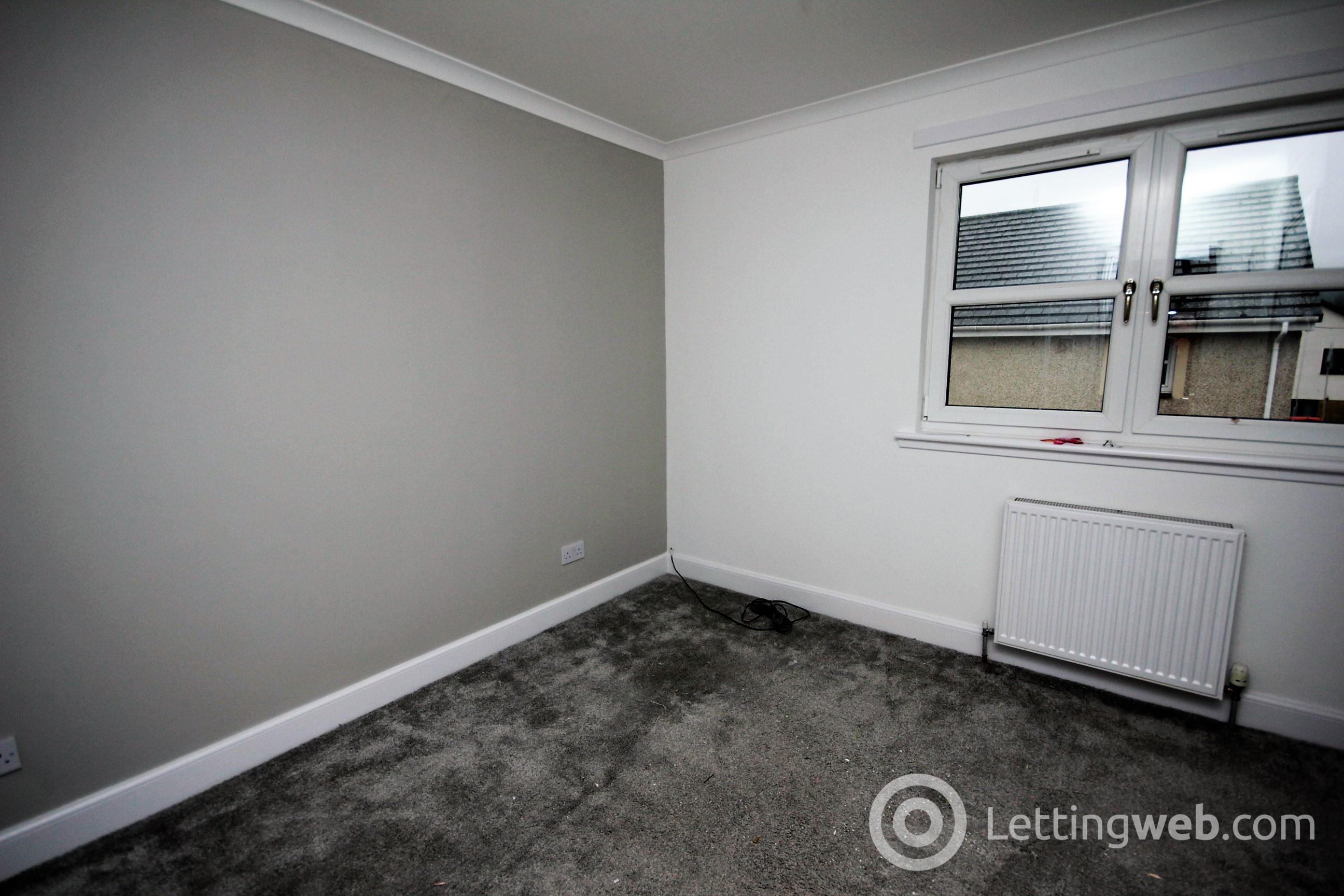 Property to rent in CASTLEVIEW AVENUE GALSTON