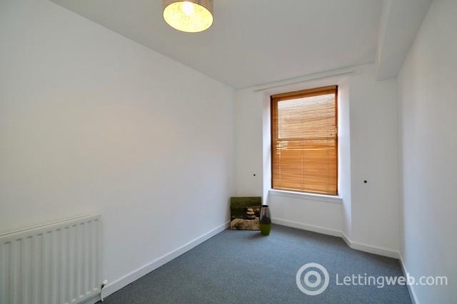 Property to rent in 564 Dumbarton Road