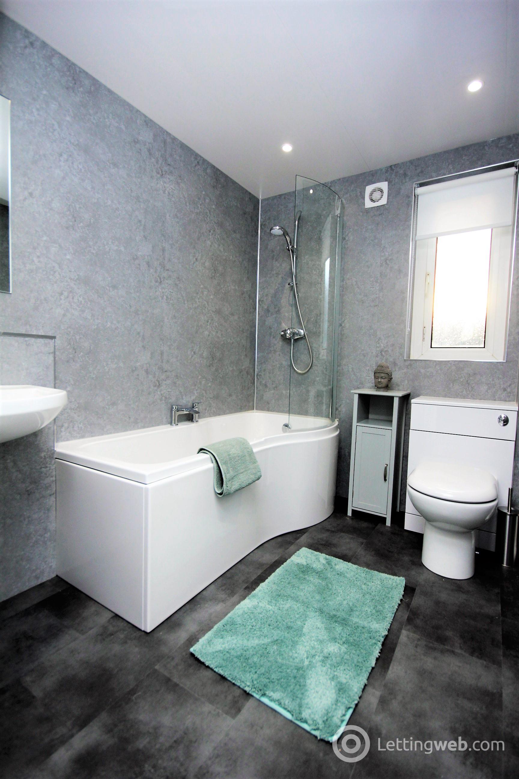 Property to rent in Southgate, Milngavie