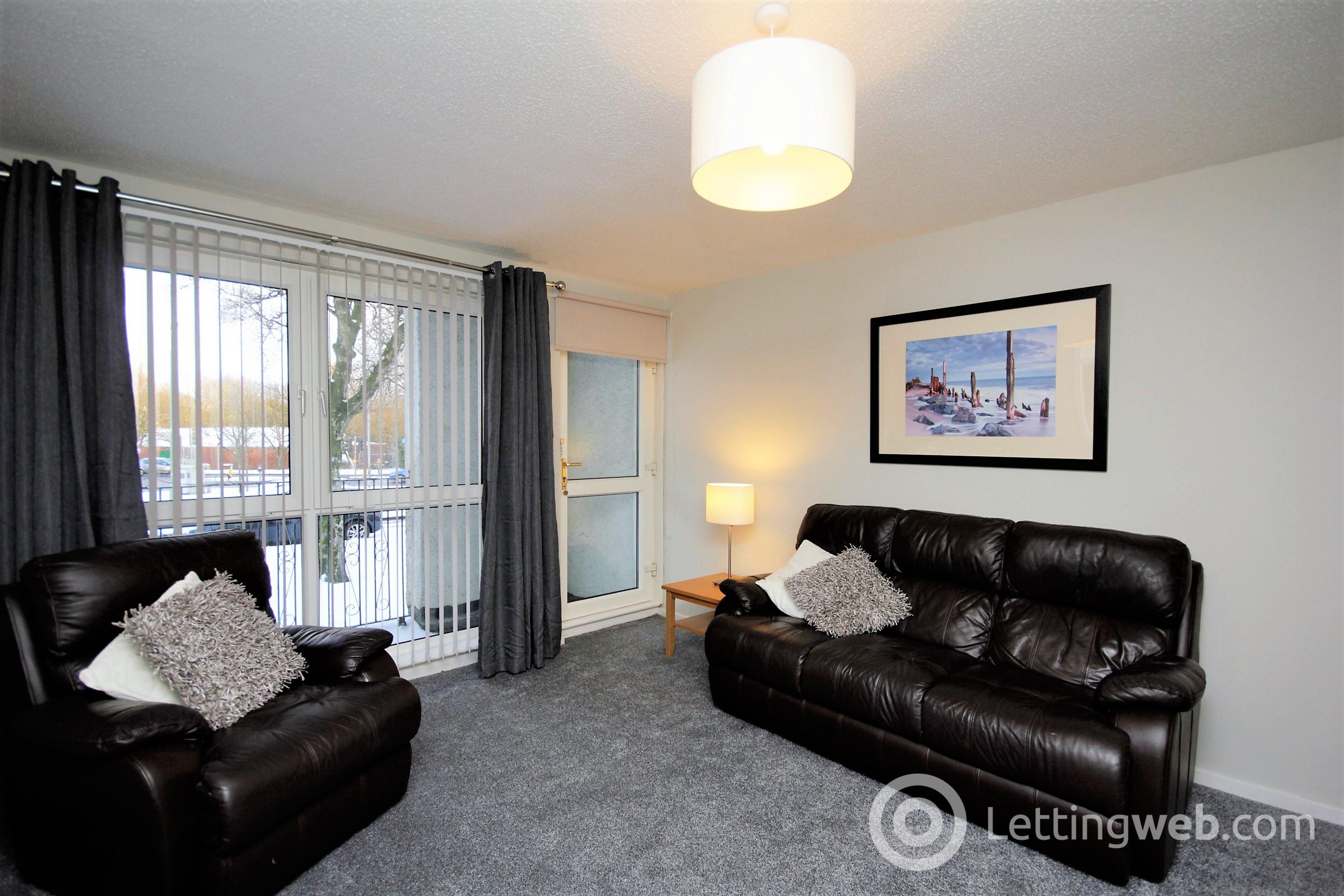 Property to rent in Southgate, Milngavie