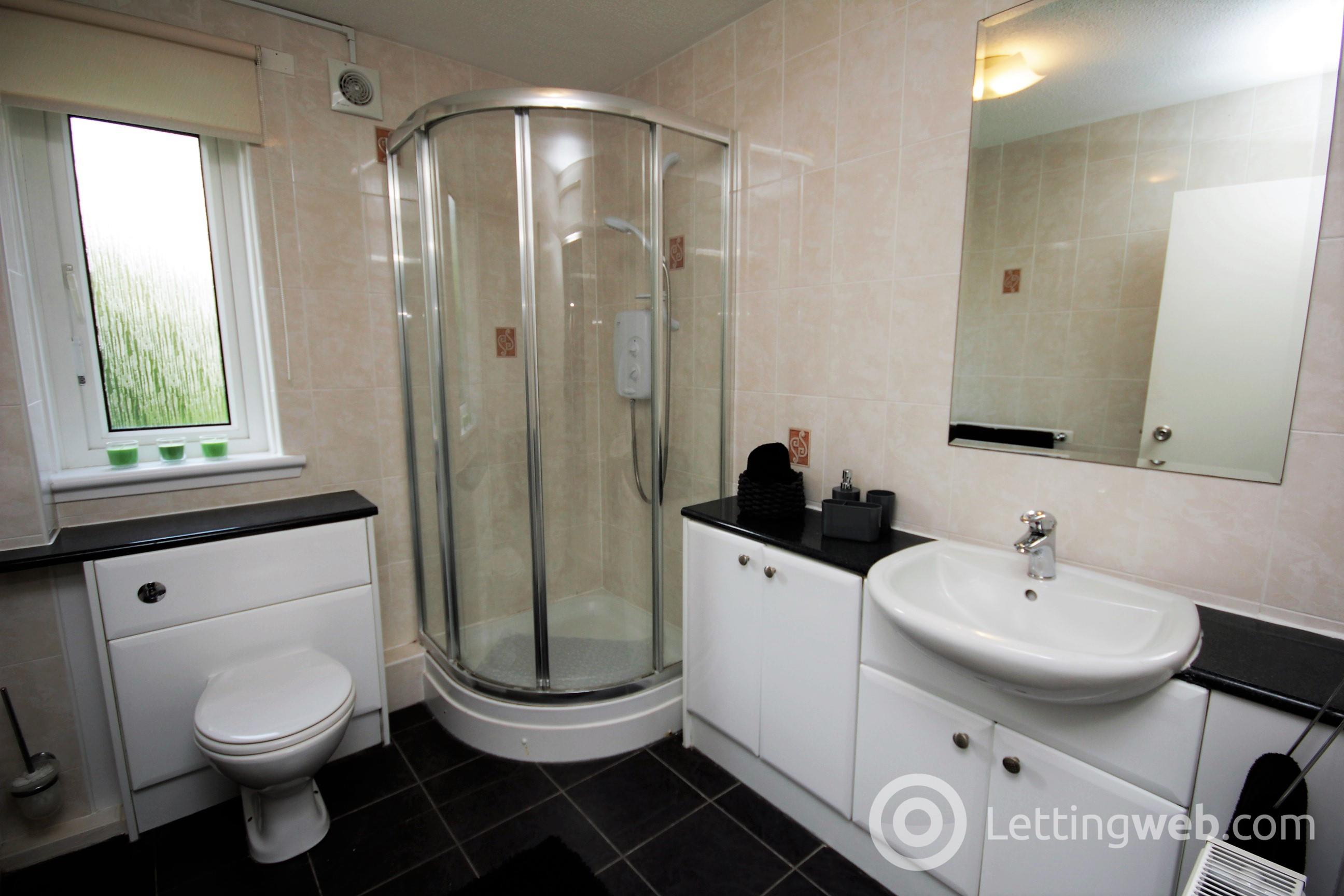 Property to rent in Southgate, Milngavie