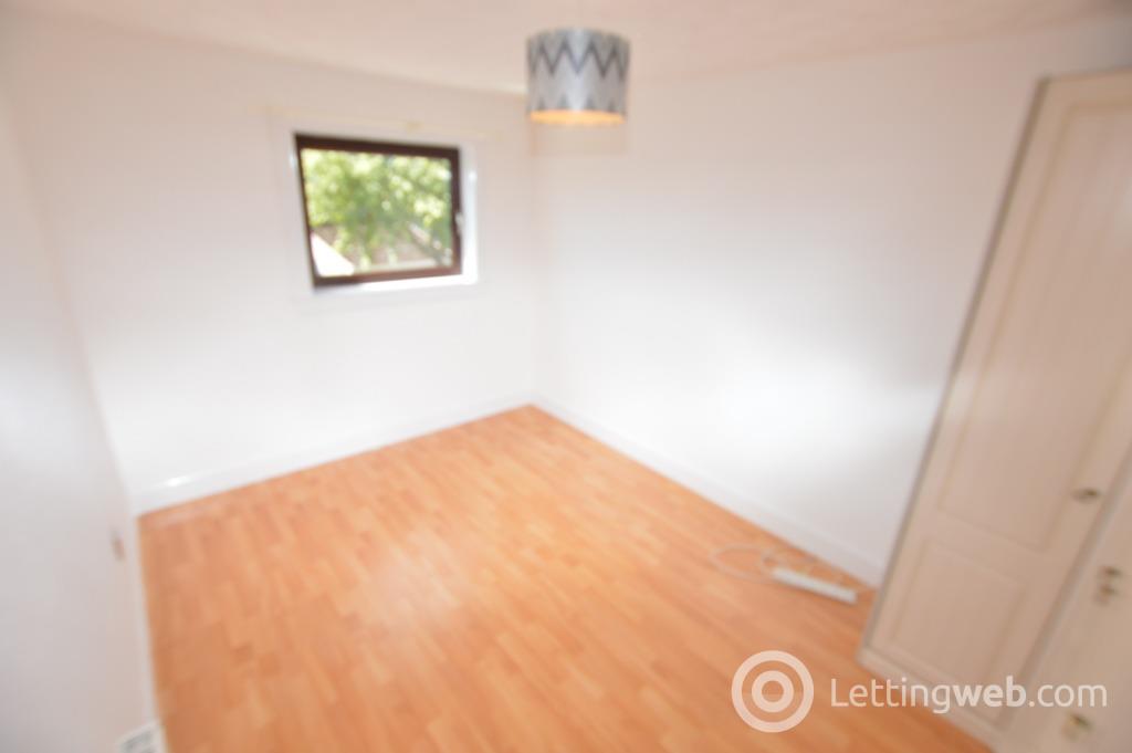 Property to rent in Johnston Park, Cowdenbeath, KY4 9AZ