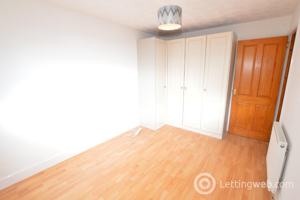 Property to rent in Johnston Park, Cowdenbeath, KY4 9AZ