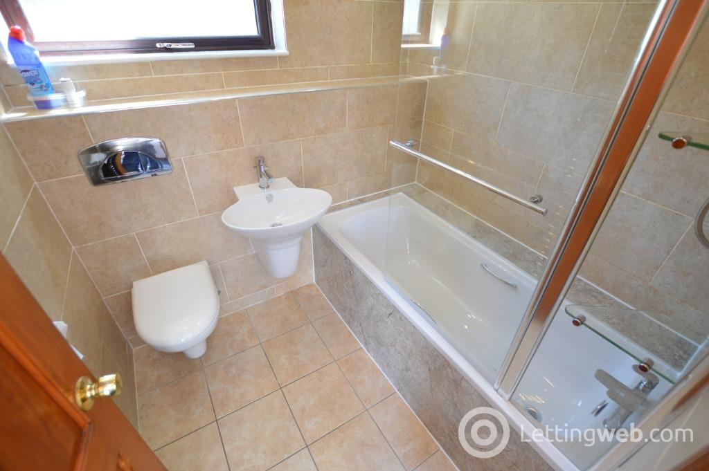 Property to rent in Johnston Park, Cowdenbeath, KY4 9AZ