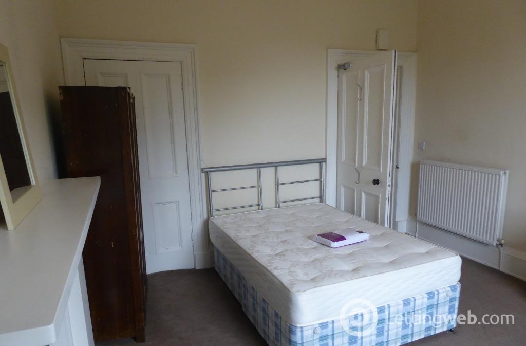 Property to rent in Hope Park Crescent, Newington, Edinburgh, EH8 9NA