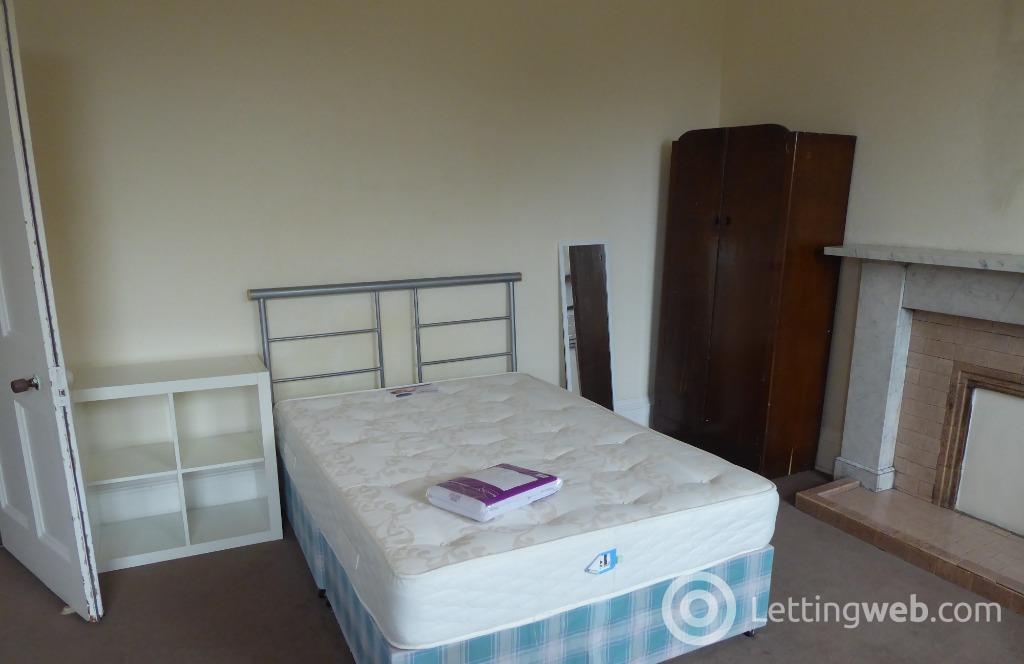 Property to rent in Hope Park Crescent, Newington, Edinburgh, EH8 9NA