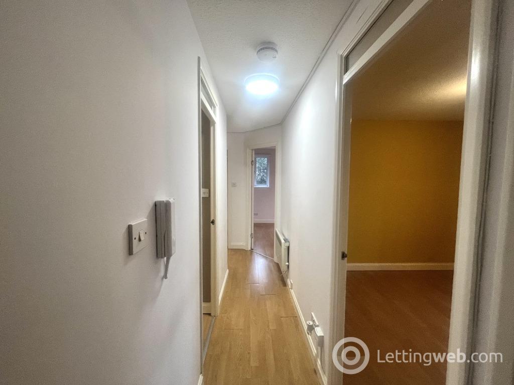 Property to rent in Gogarloch Syke, South Gyle, Edinburgh, EH12 9JE