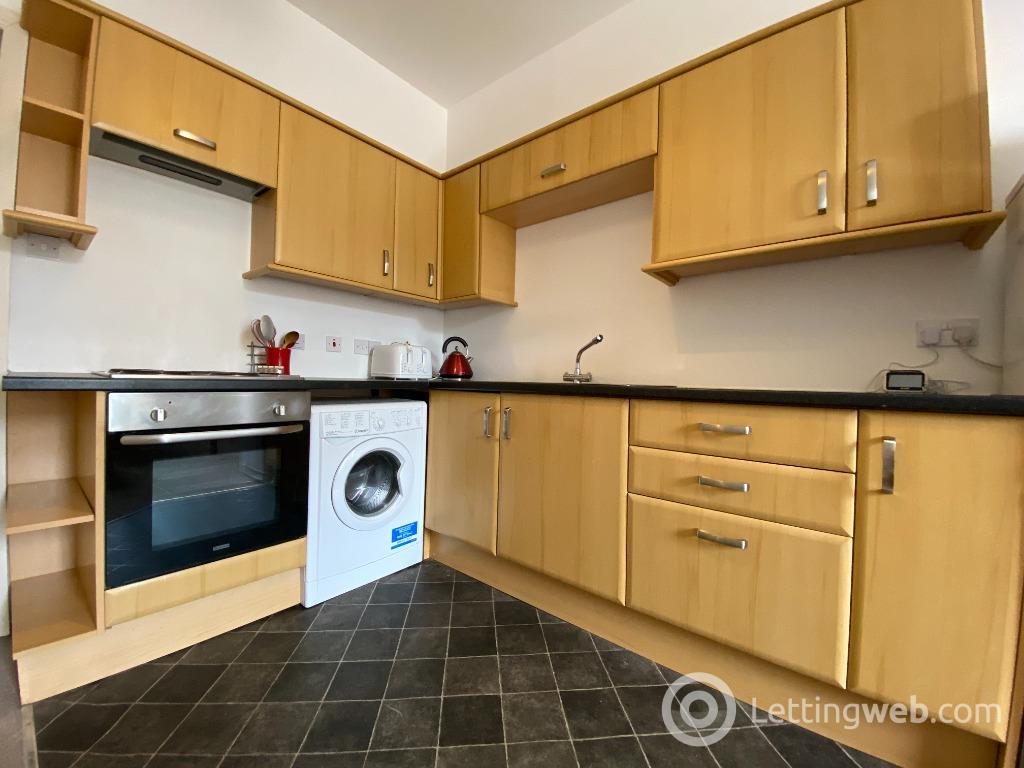 Property to rent in Prince Regent Street, Leith, Edinburgh, EH6 4AS