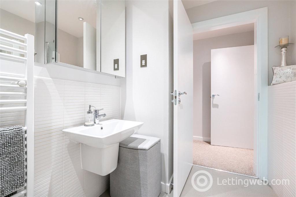 Property to rent in Kimmerghame Path, Edinburgh, EH4 2GN