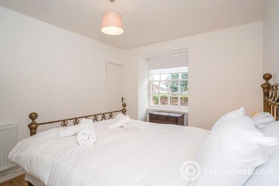 Property to rent in Canongate, Edinburgh, EH8 8BP