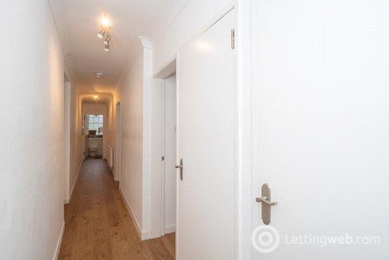 Property to rent in Canongate, Edinburgh, EH8 8BP